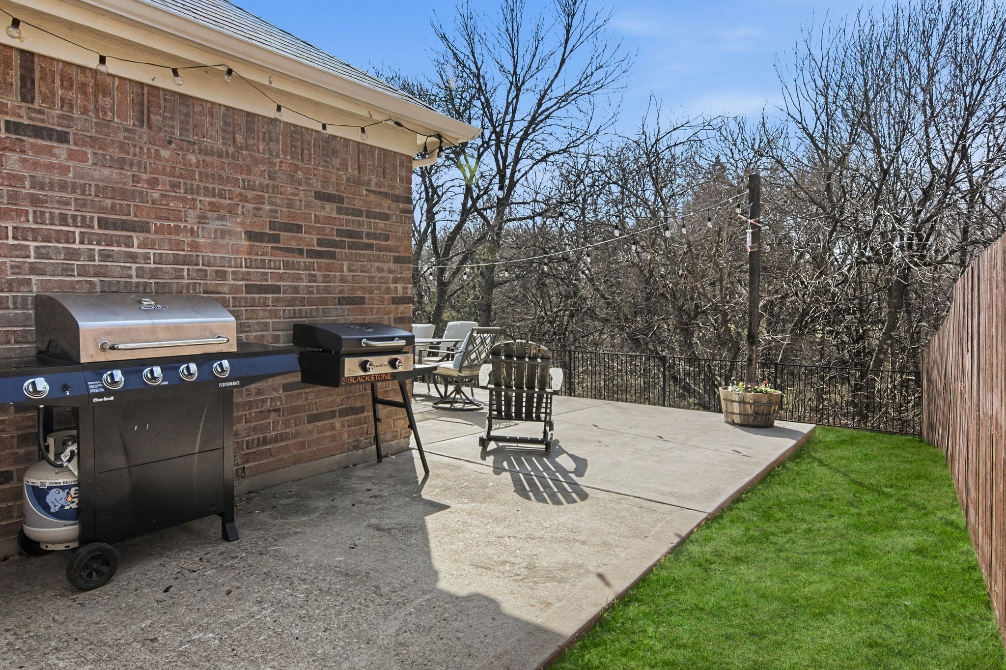 2749 Laurel Oak Drive