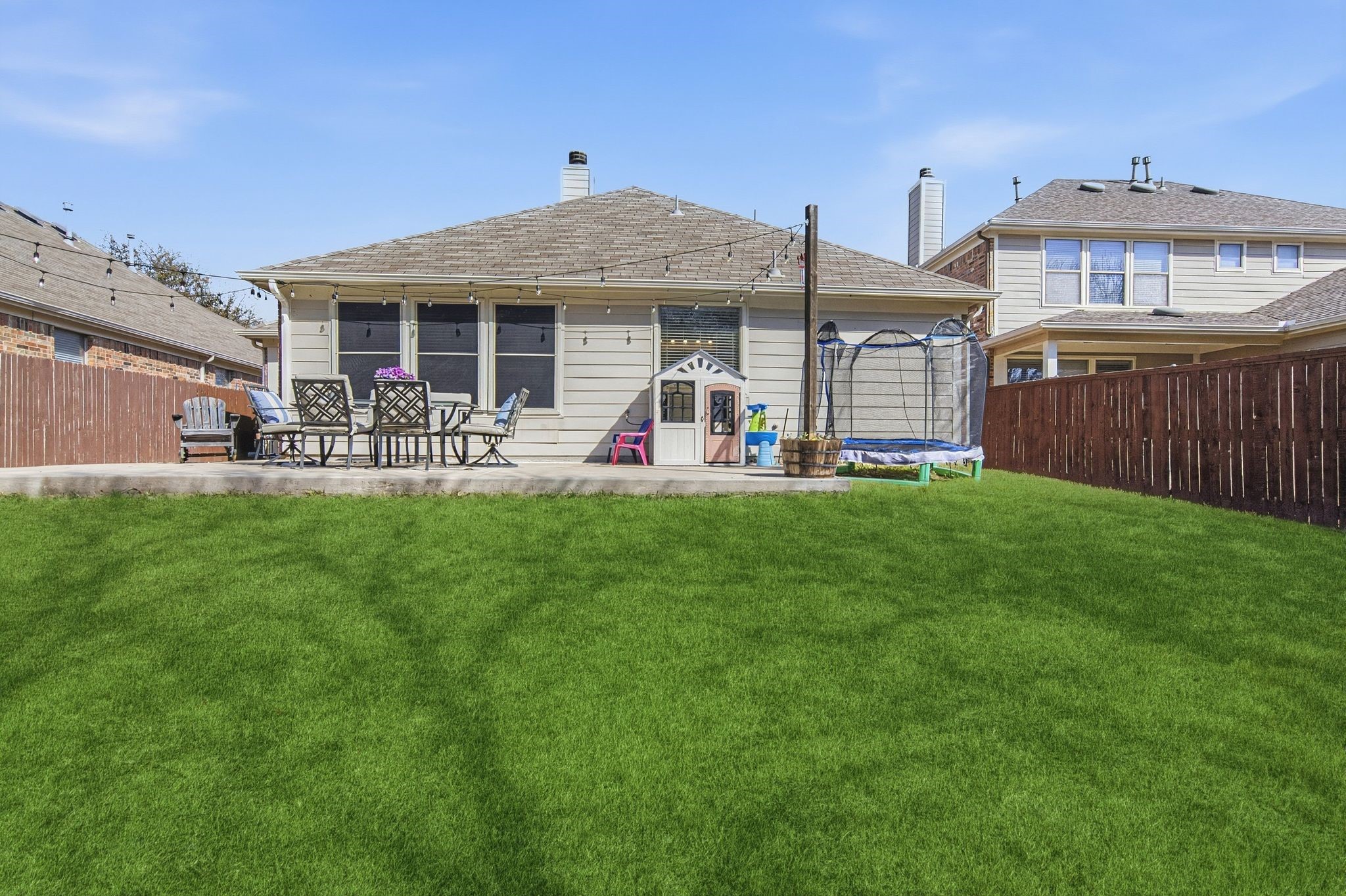 2749 Laurel Oak Drive