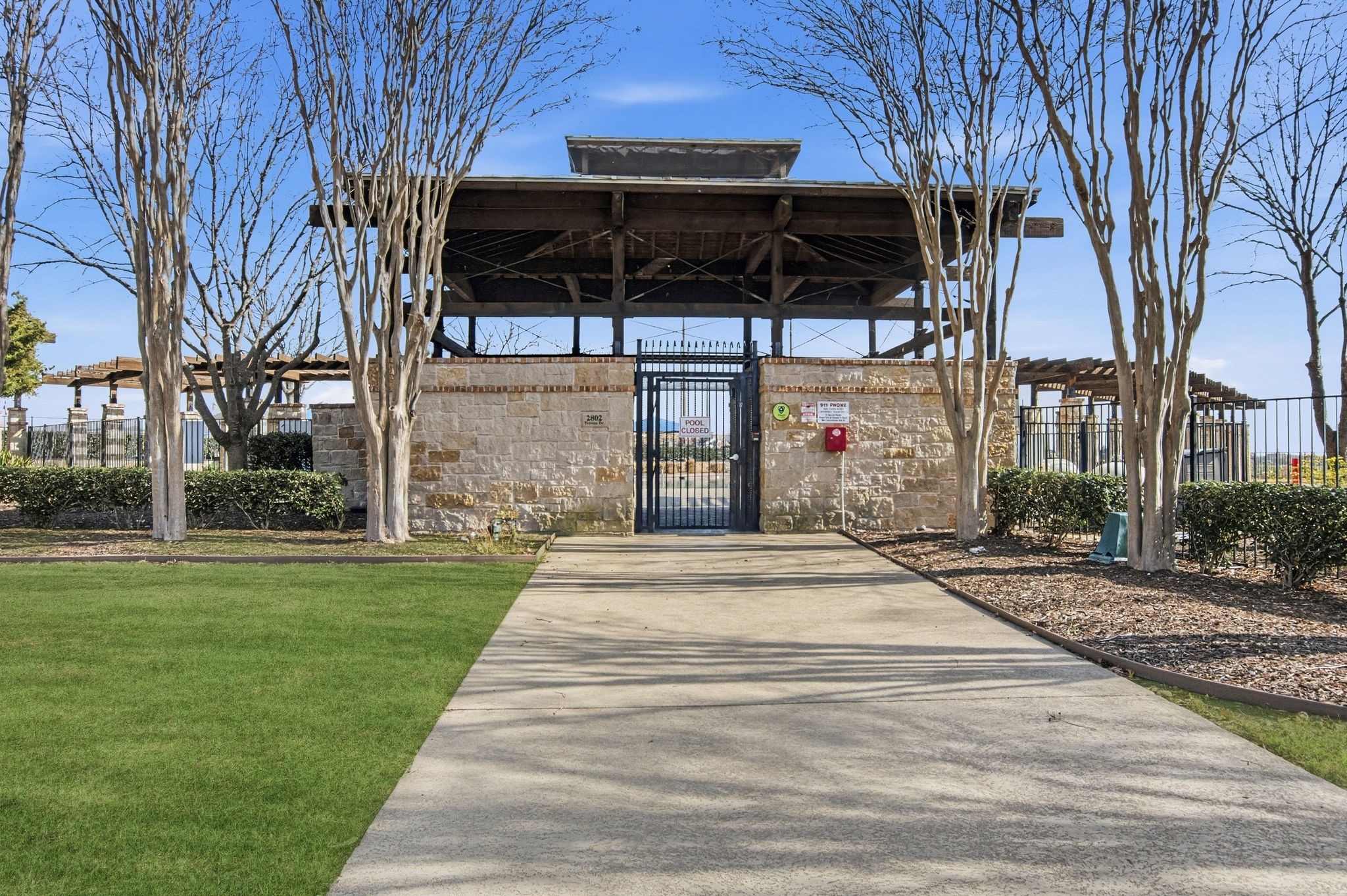 2749 Laurel Oak Drive