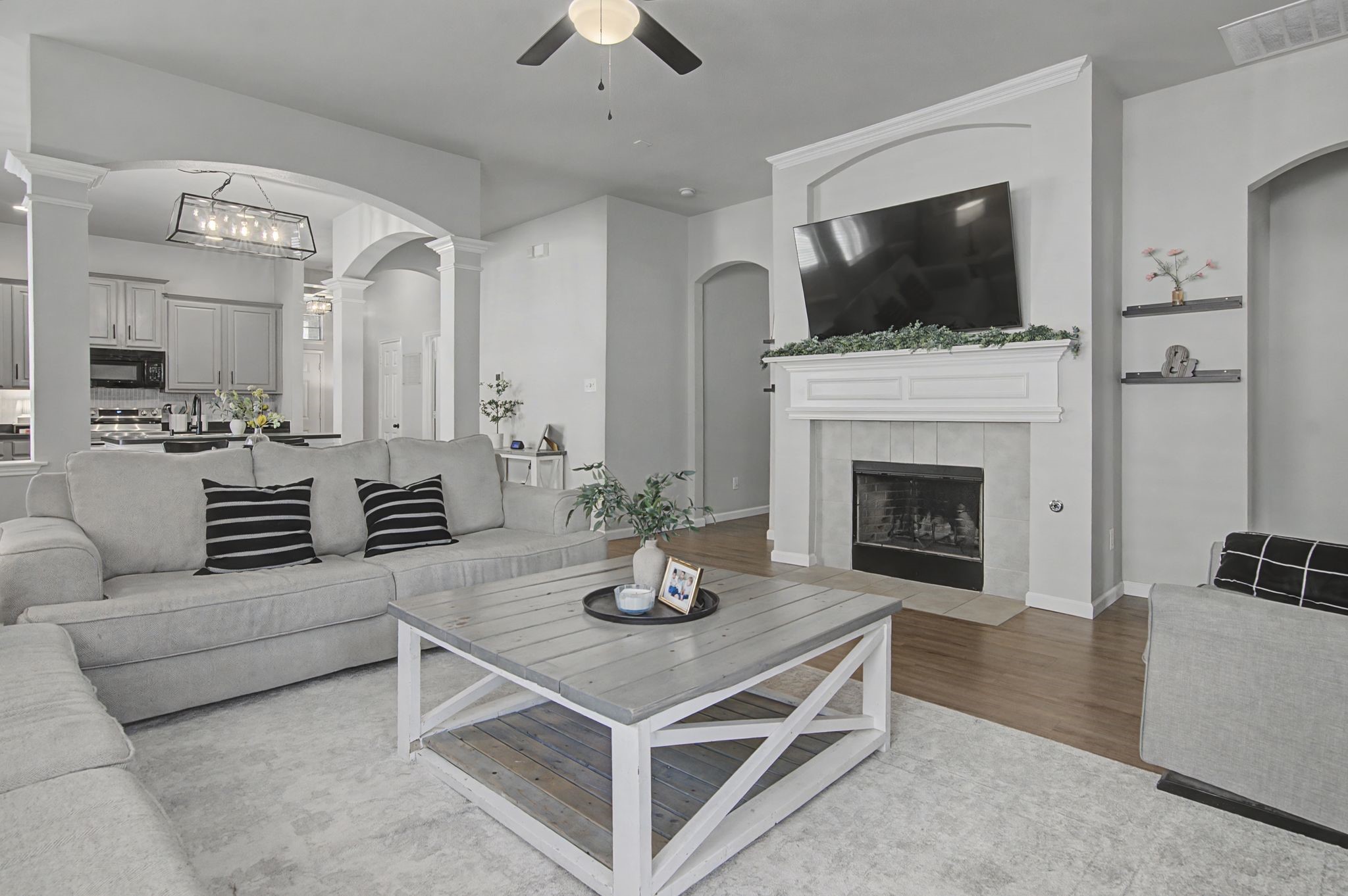2749 Laurel Oak Drive