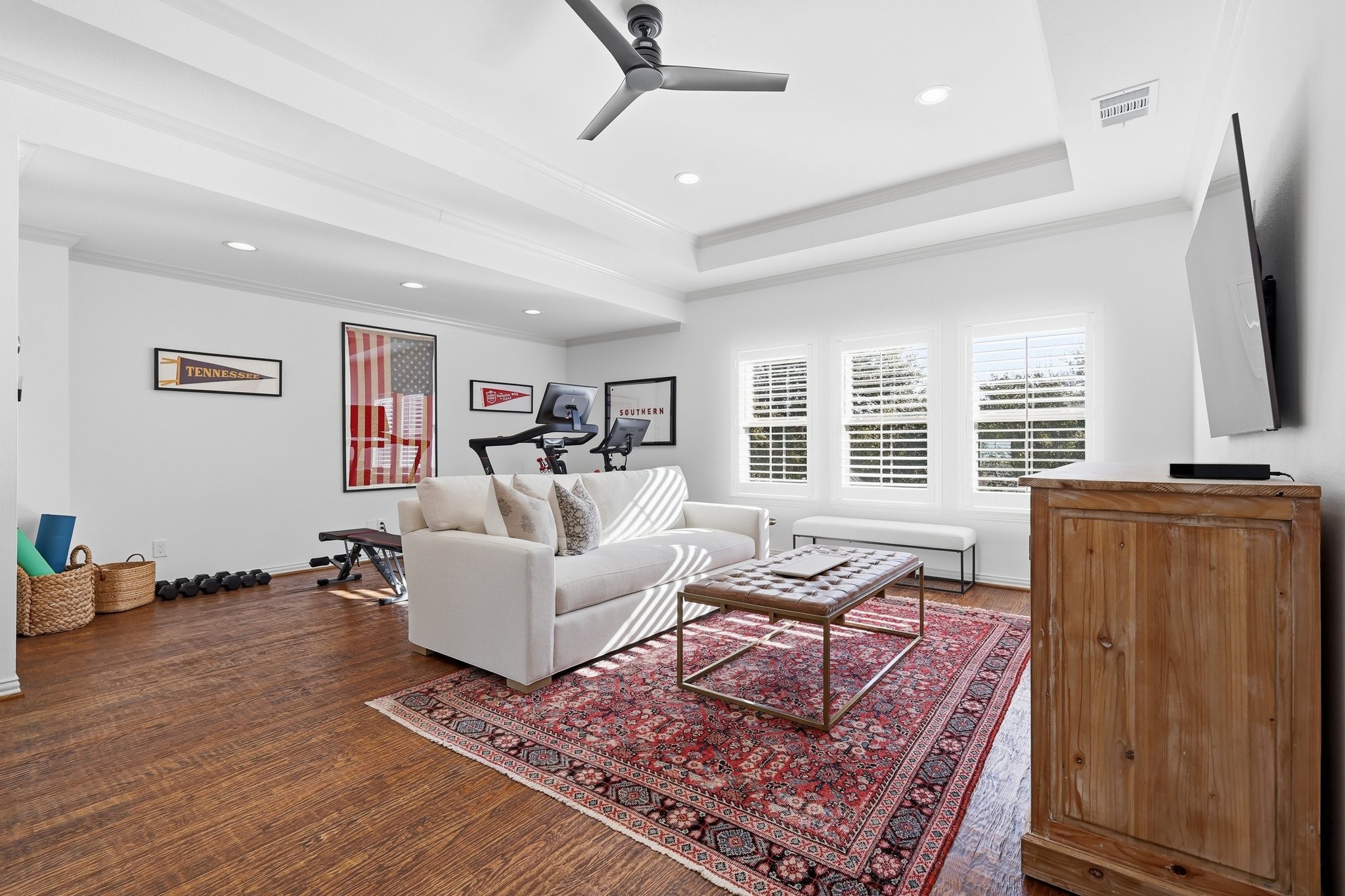 3800 Long Meadow Drive