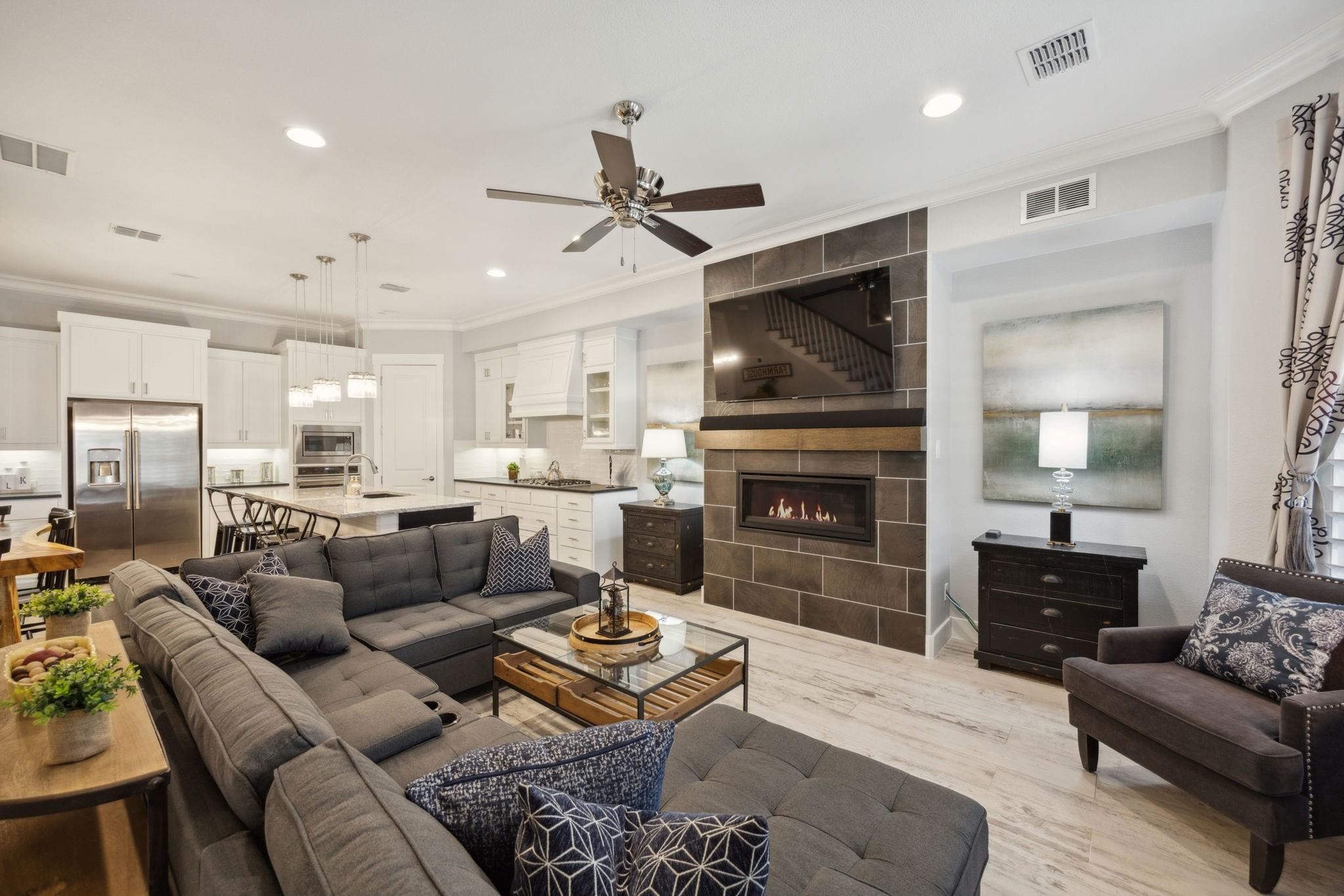 408 Crockett Circle
