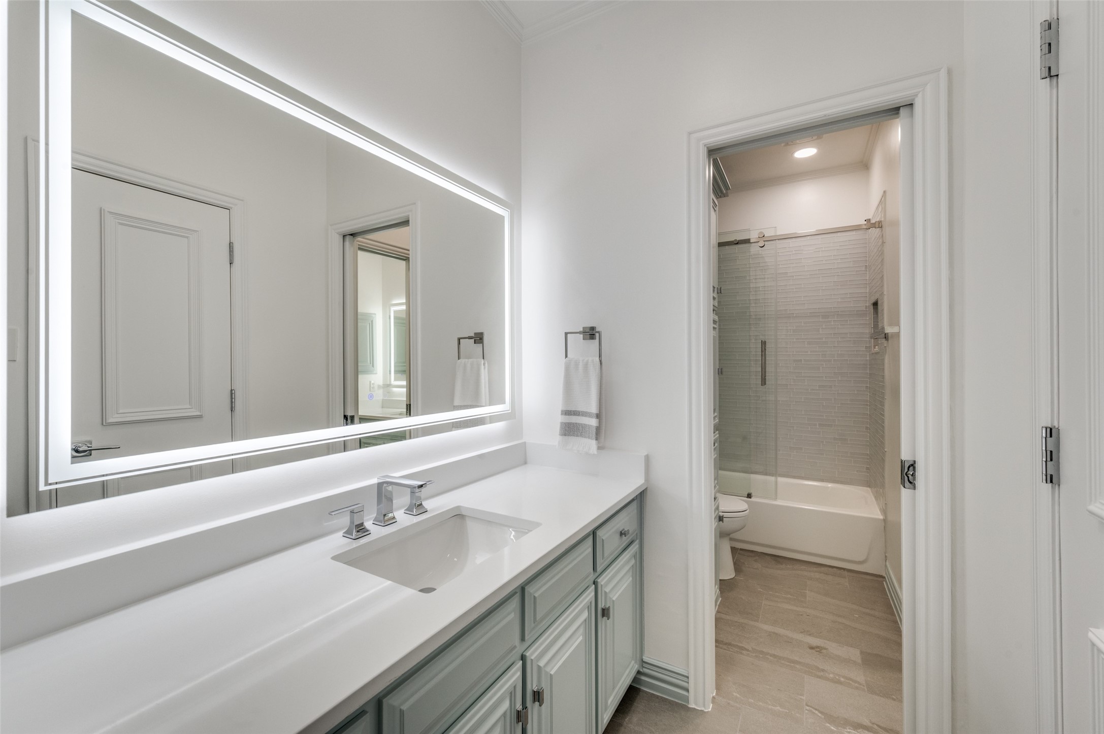 805 Huntington Court