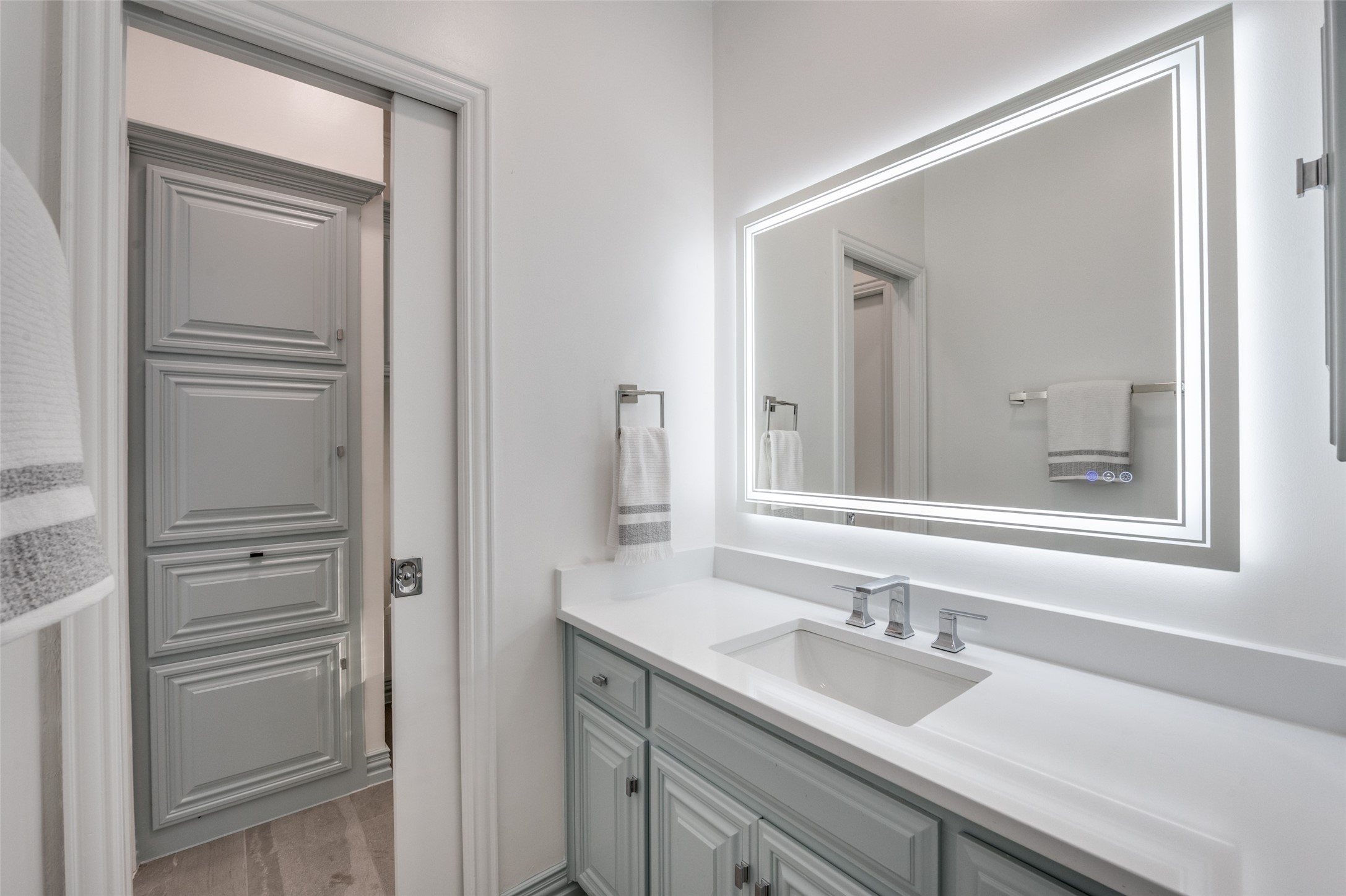 805 Huntington Court