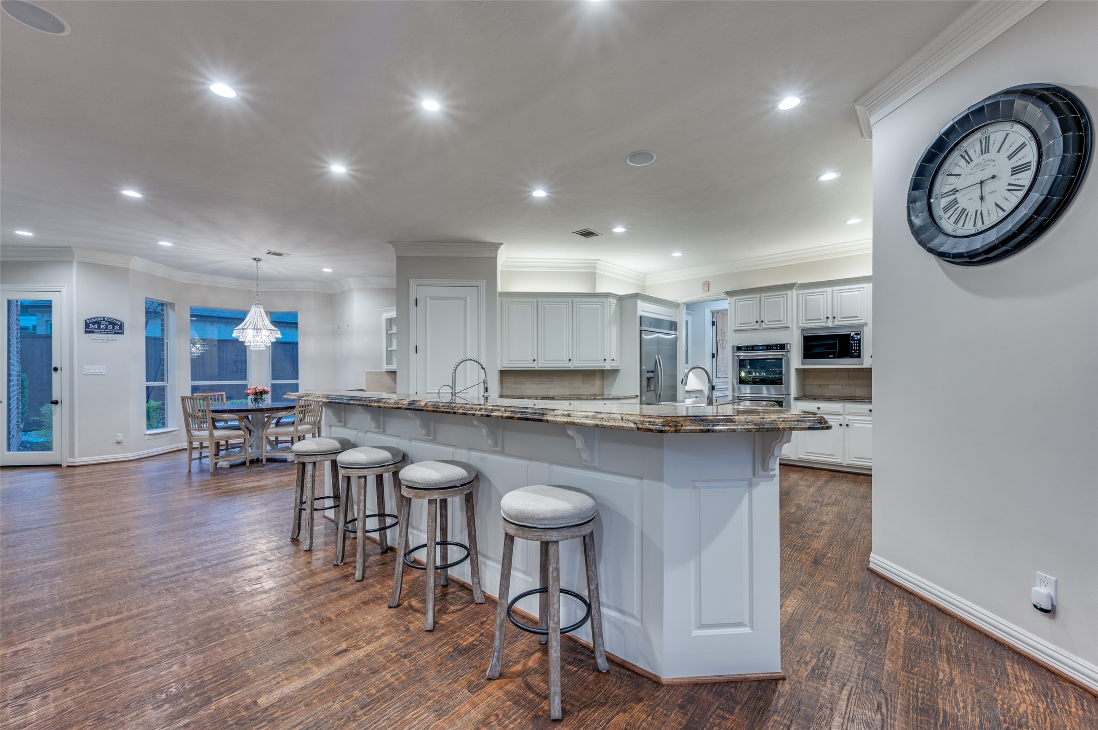 805 Huntington Court