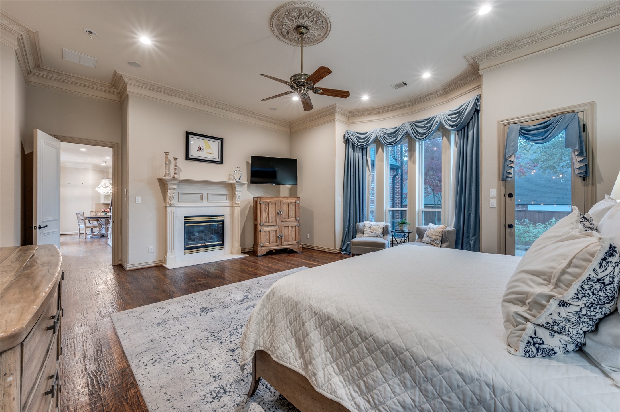 805 Huntington Court