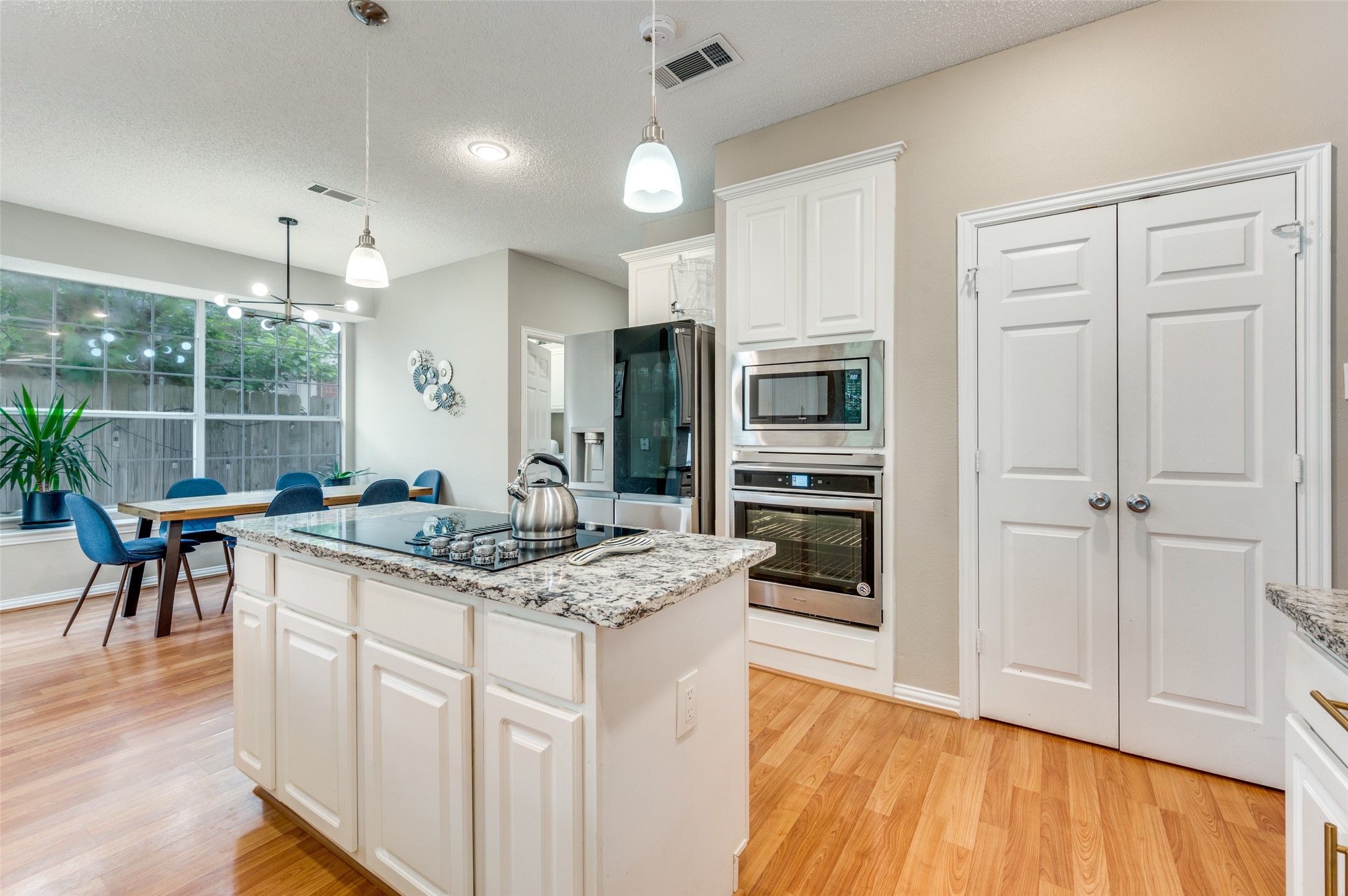 2106 Hunter Place Lane