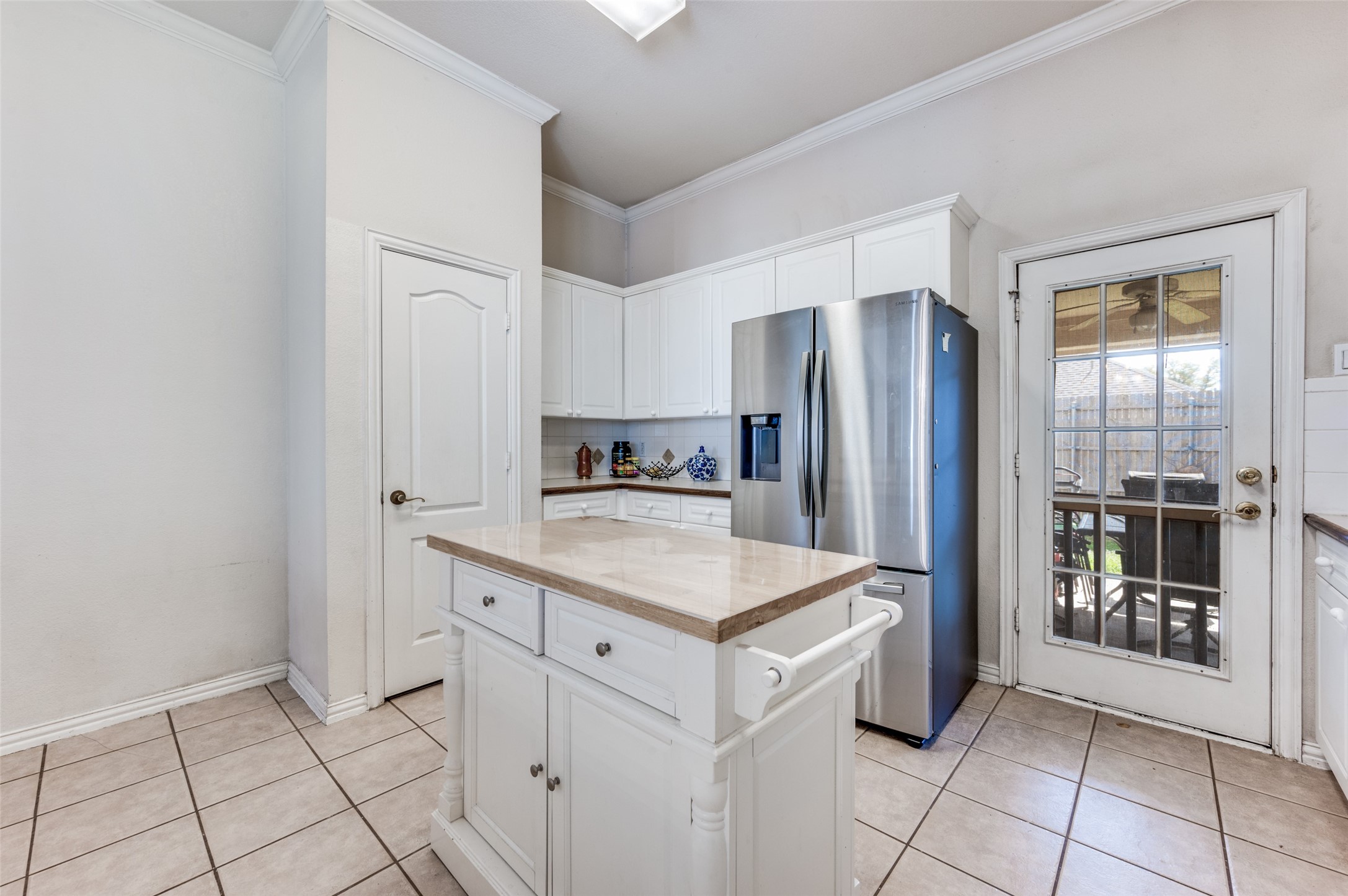 402 Horse Shoe Drive