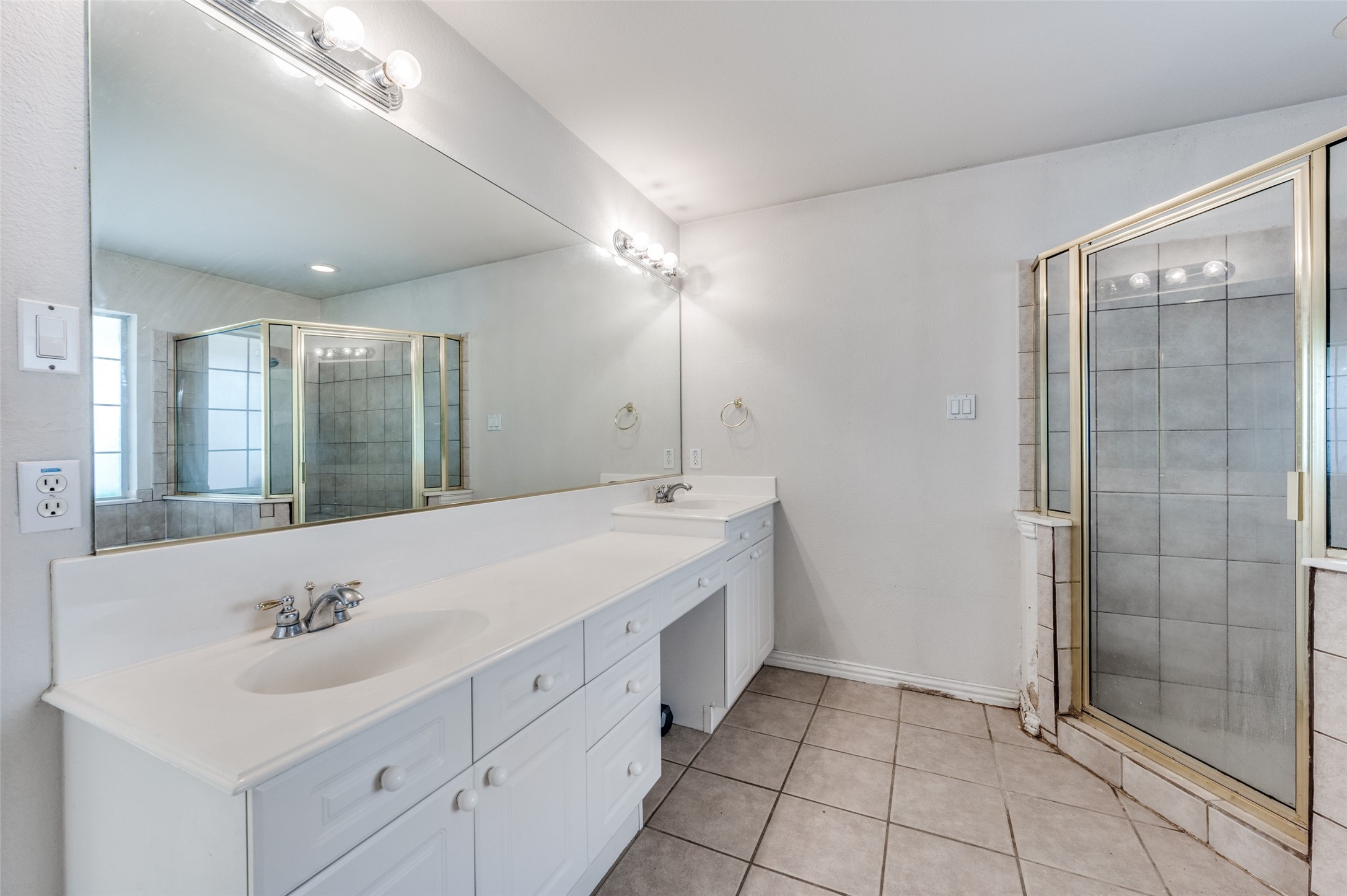 402 Horse Shoe Drive