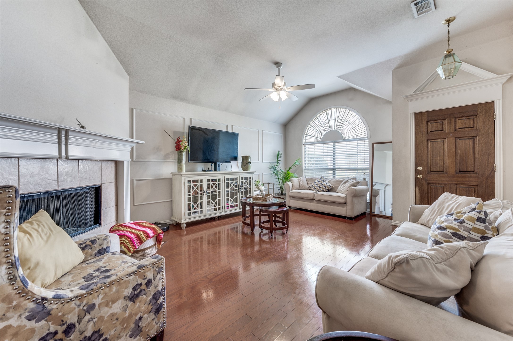 402 Horse Shoe Drive
