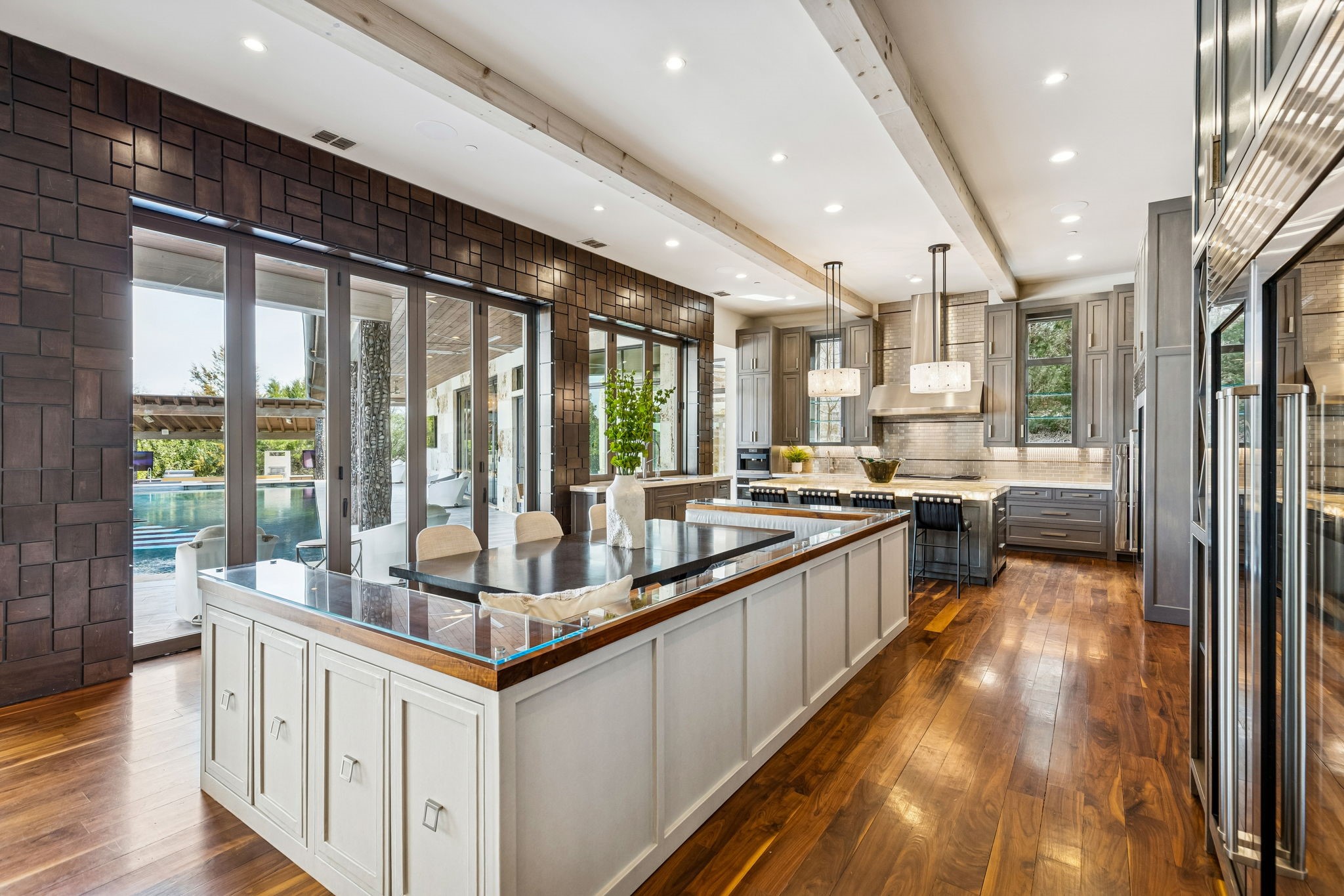 1408 Fountain Grass Court