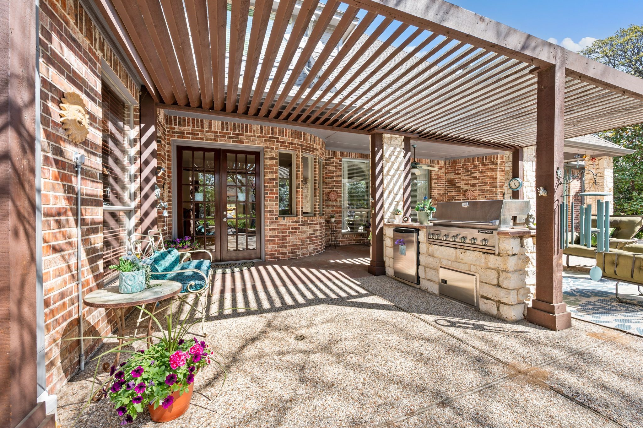 1920 Stonecastle Drive