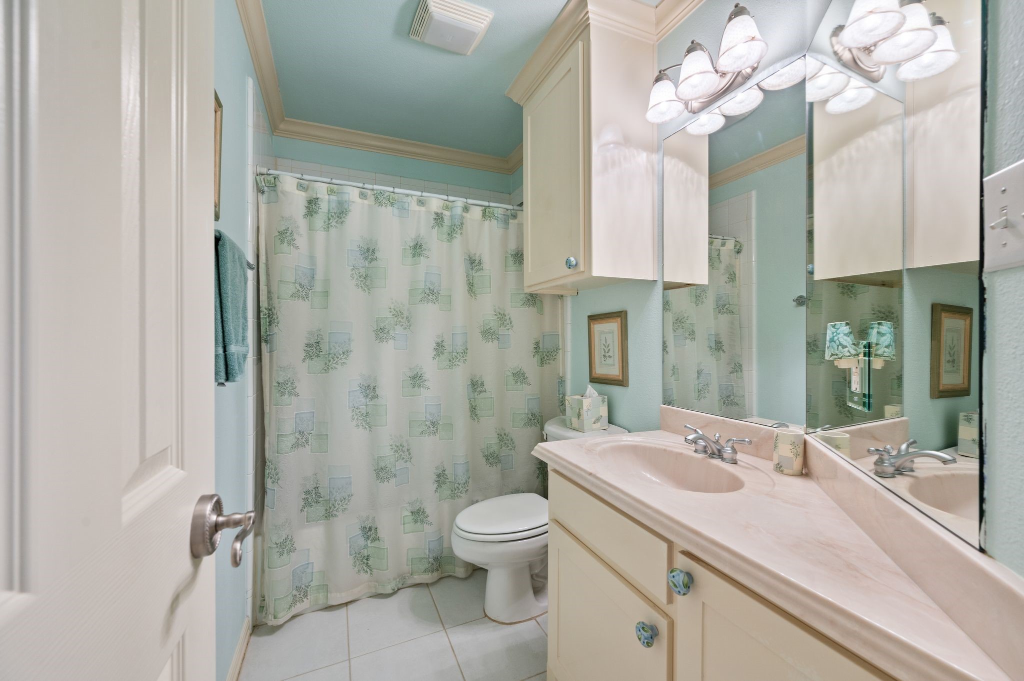 1920 Stonecastle Drive