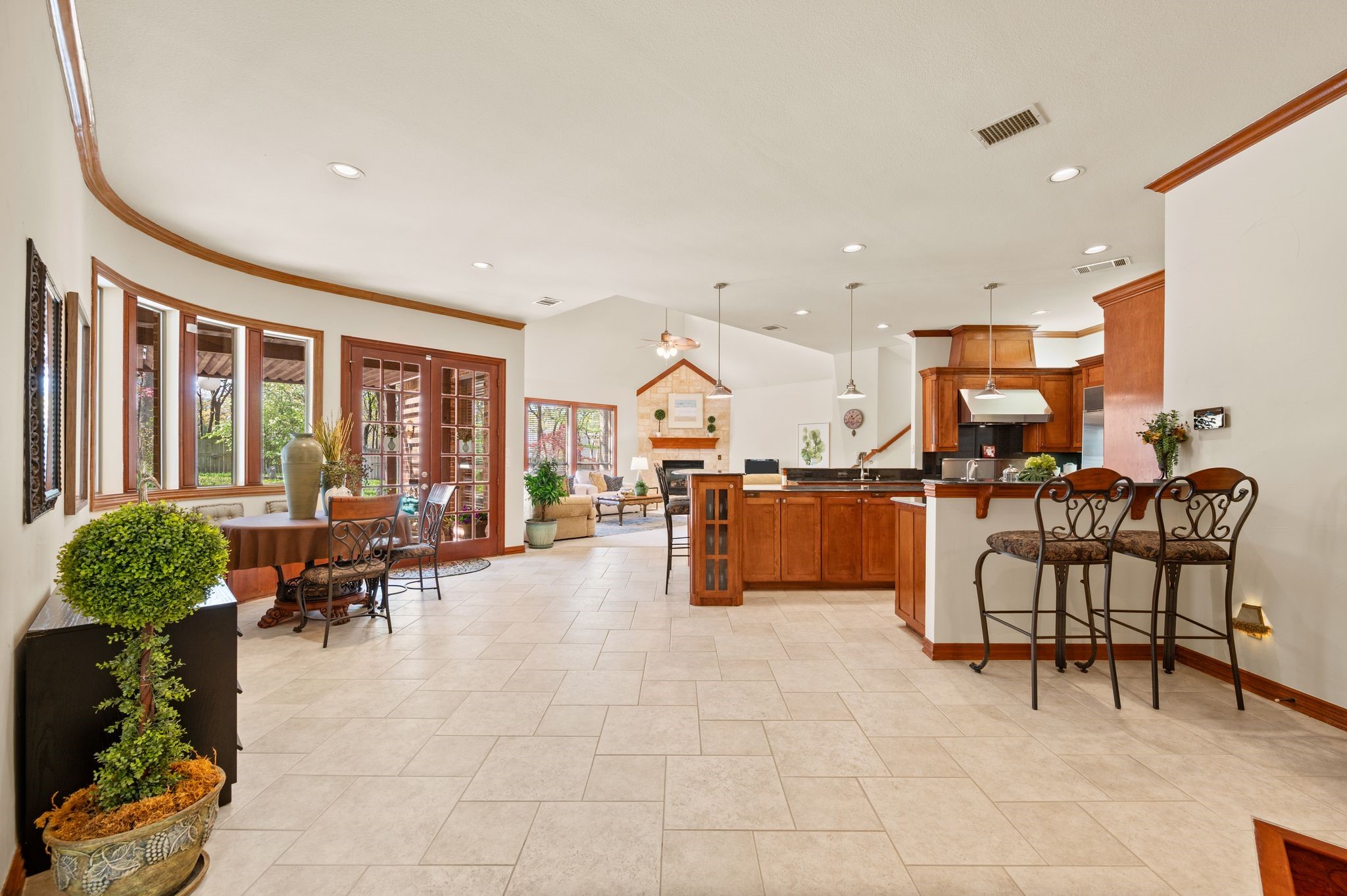 1920 Stonecastle Drive