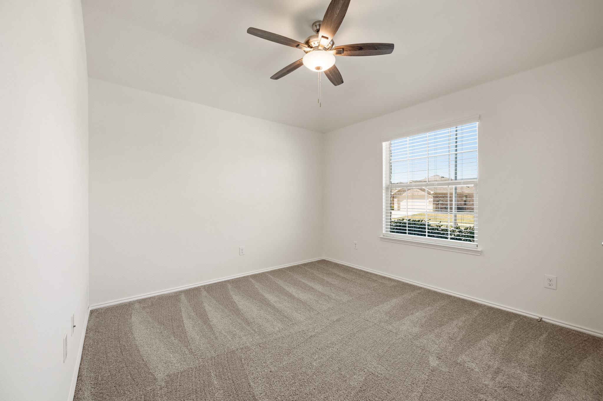 813 Amberwood Court