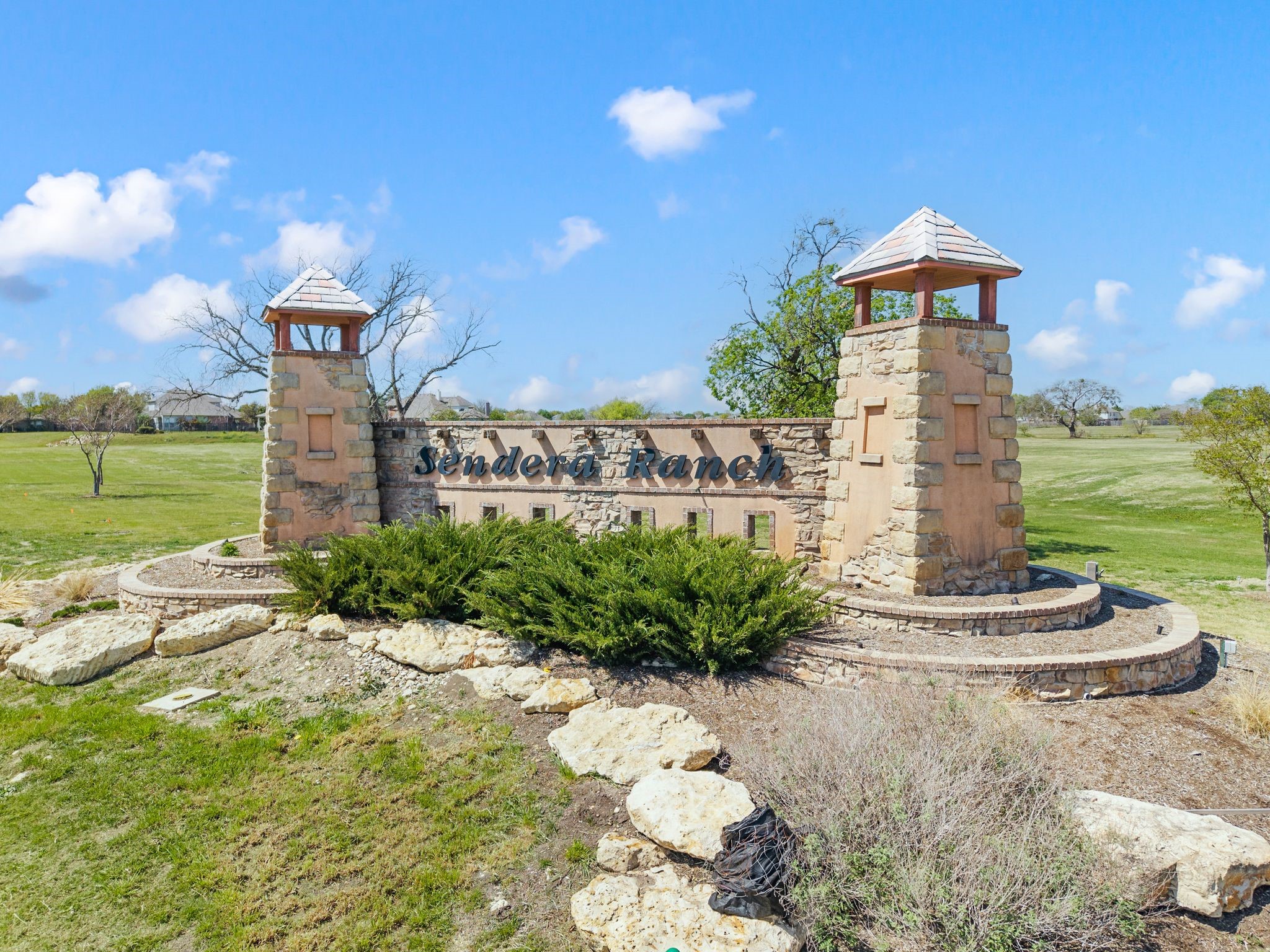 813 Amberwood Court
