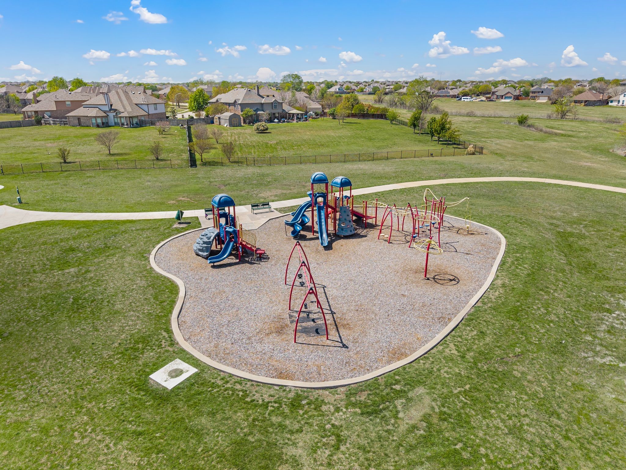 813 Amberwood Court