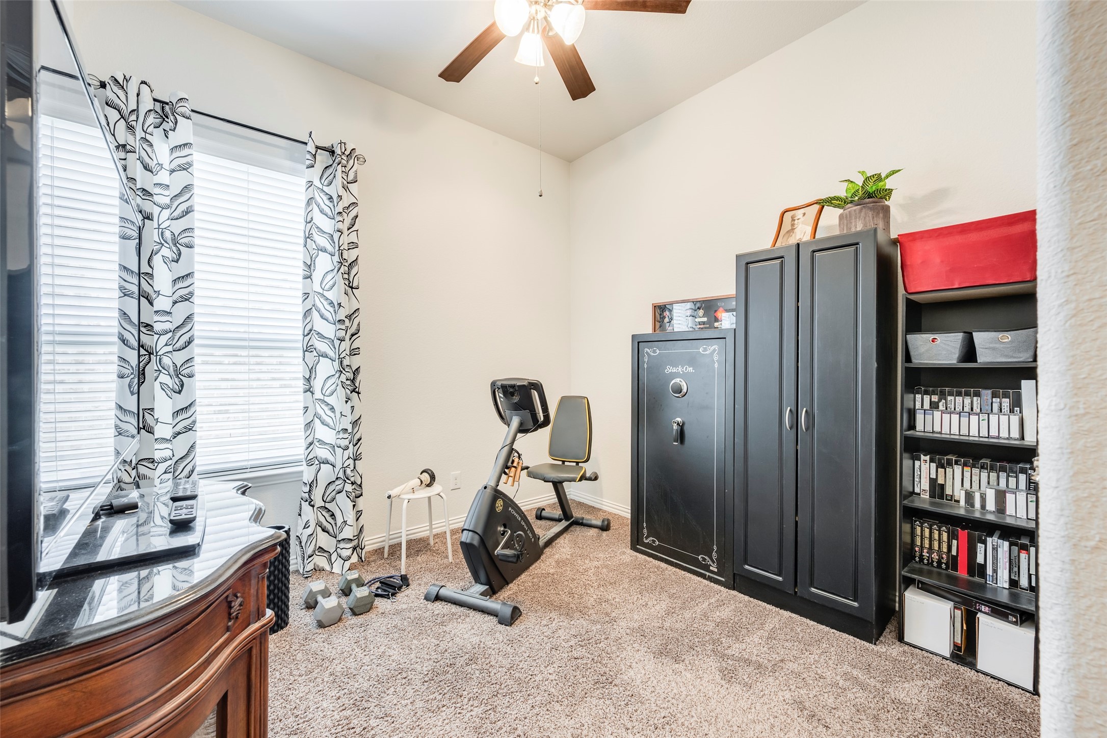 5825 Canyon Oaks Lane