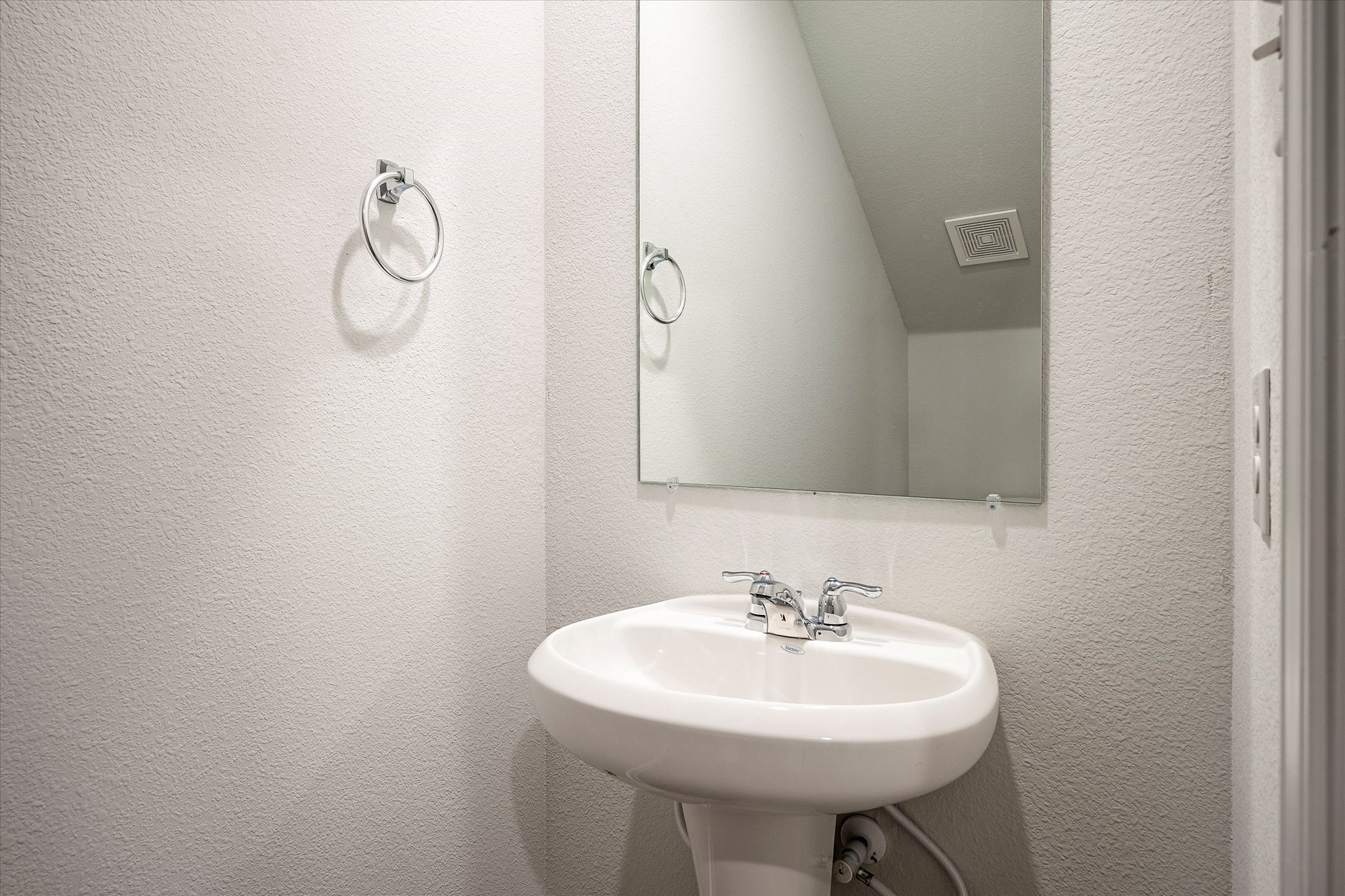 7352 Tin Star Drive