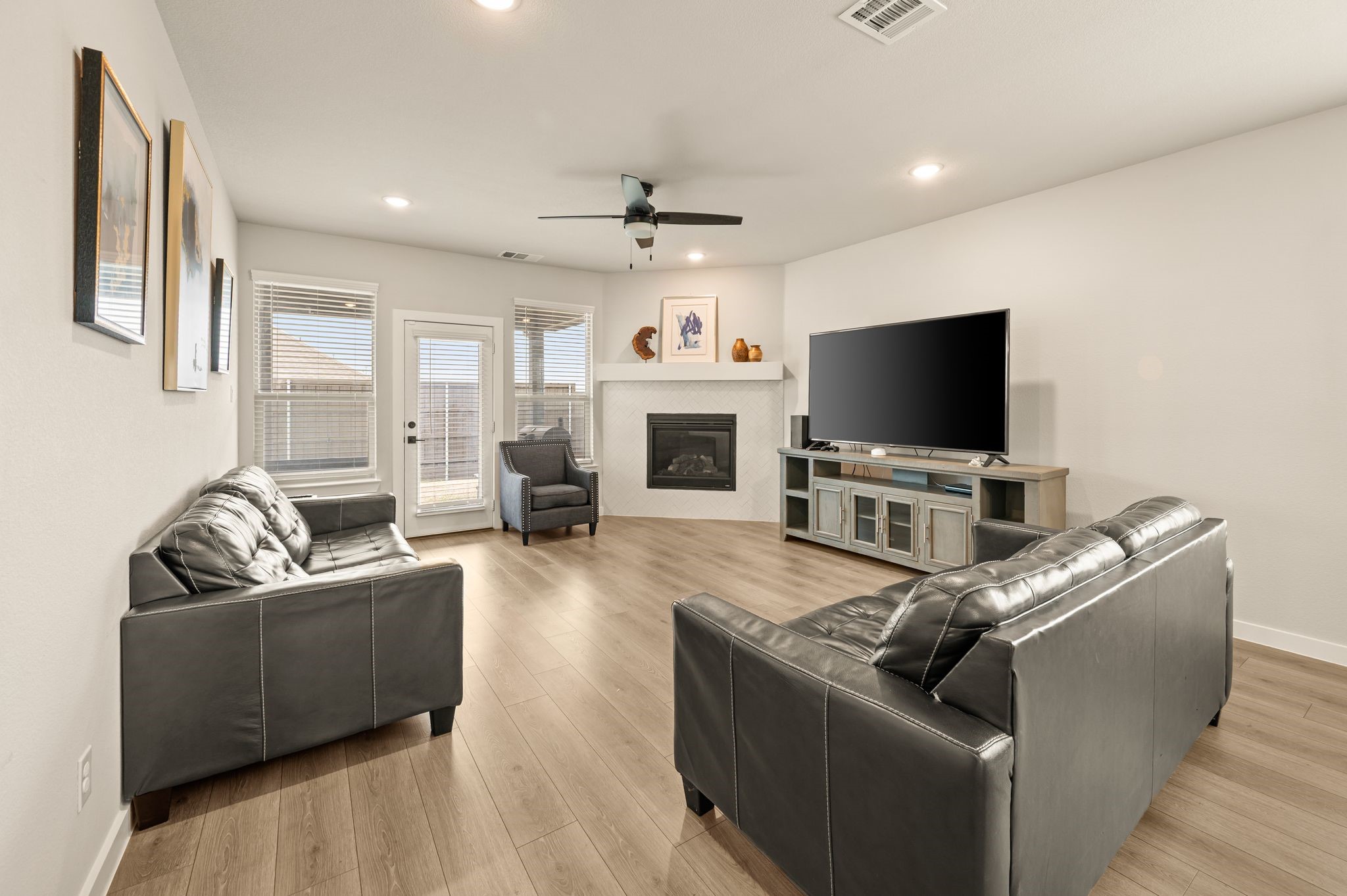 417 Ardsley Lane