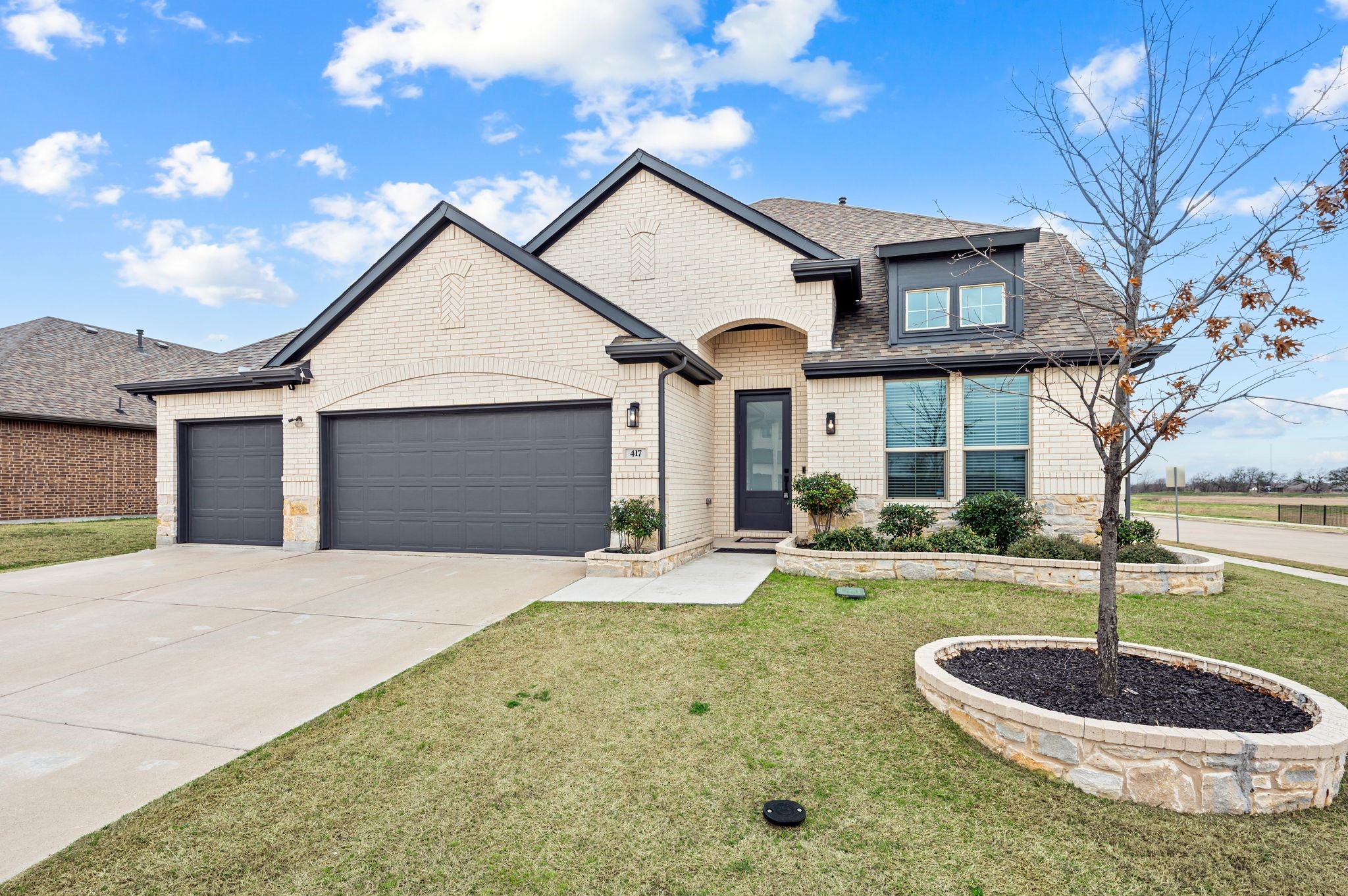 417 Ardsley Lane