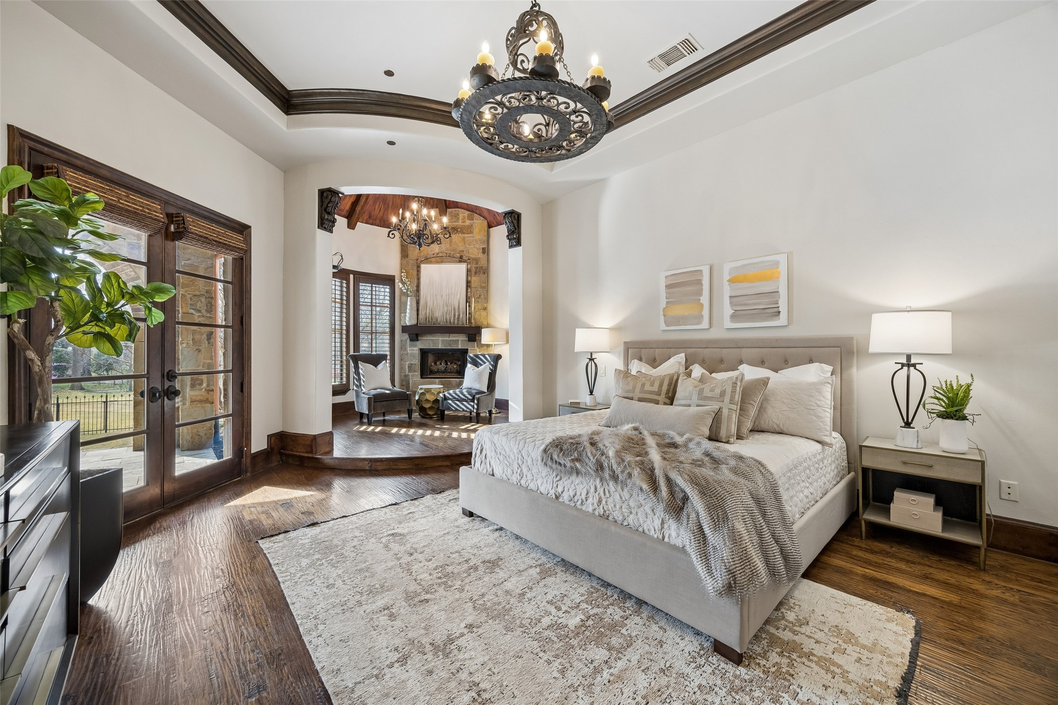 1508 Glenmeade Court