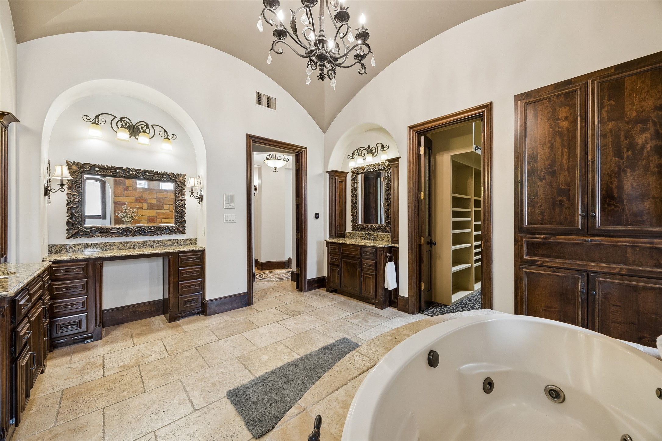 1508 Glenmeade Court