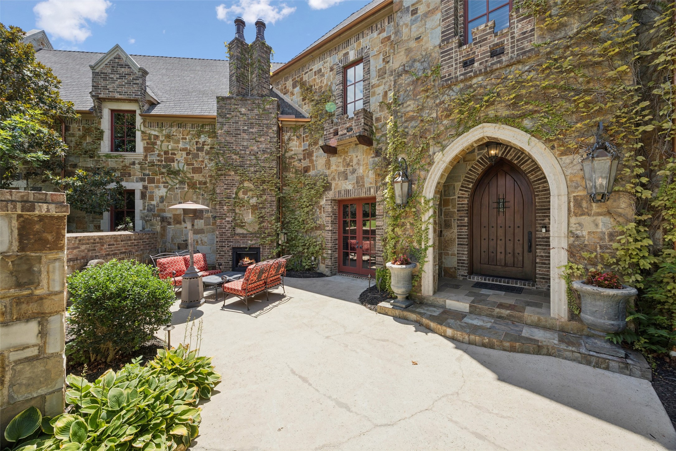 1508 Glenmeade Court