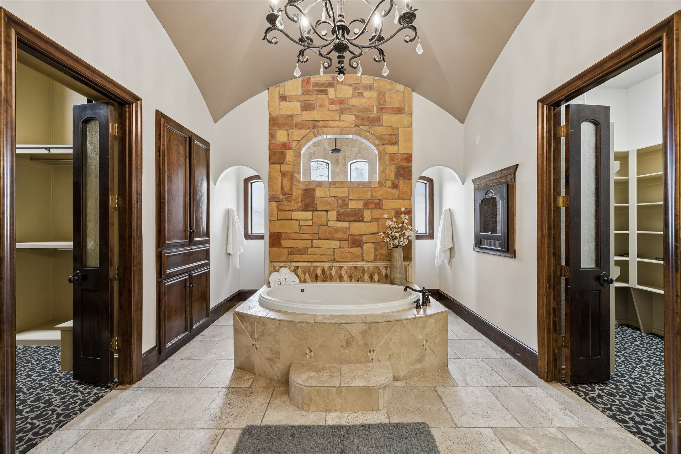 1508 Glenmeade Court