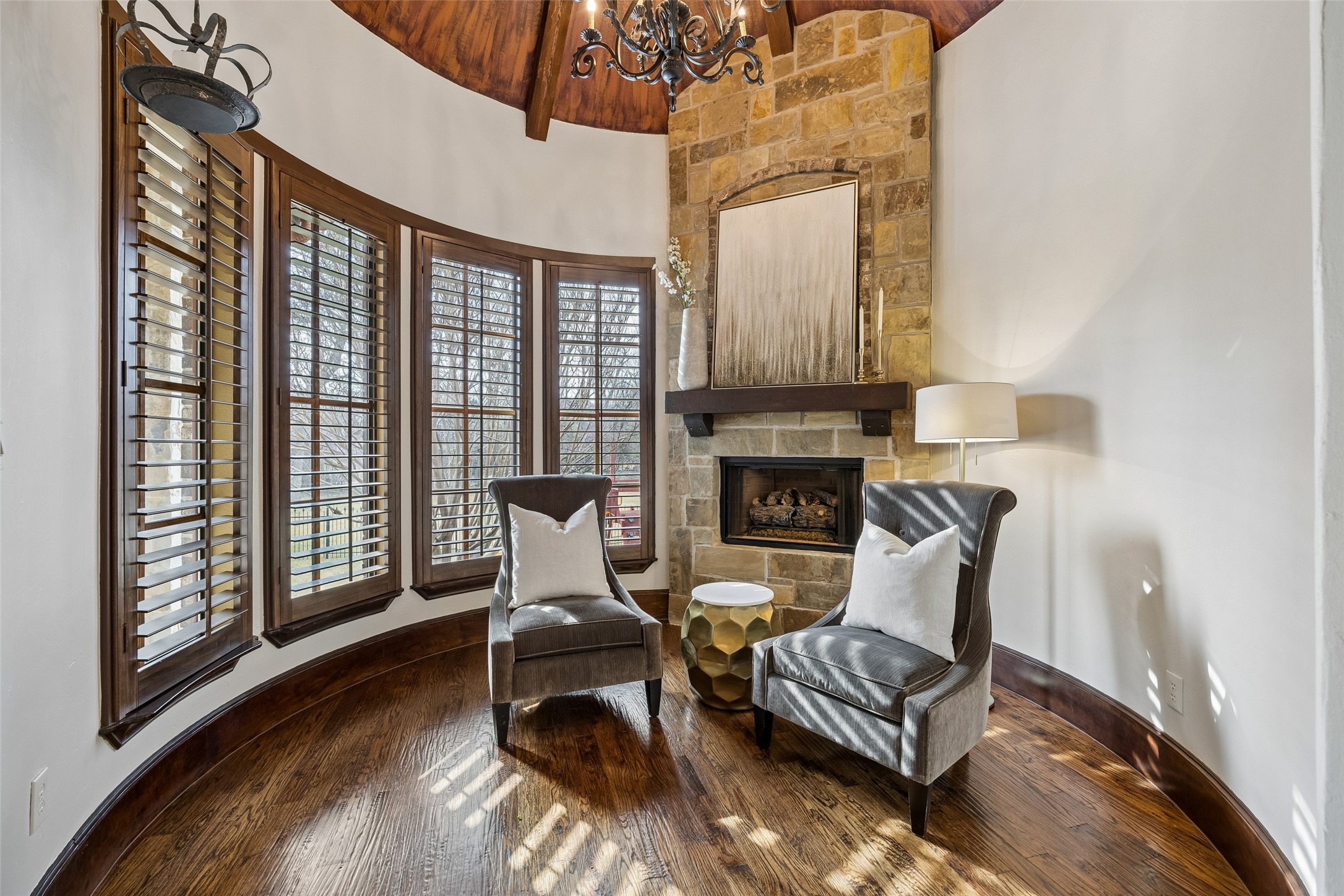 1508 Glenmeade Court