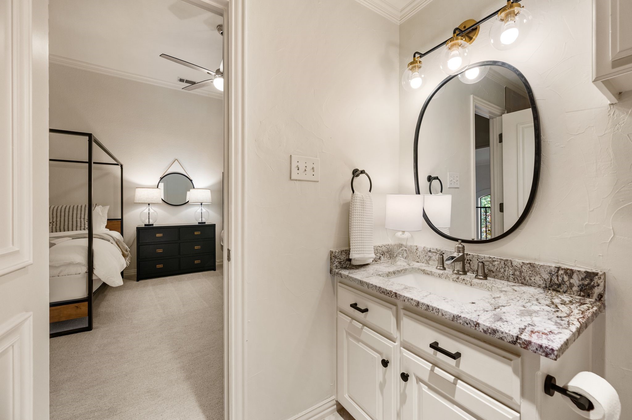 813 Independence Parkway