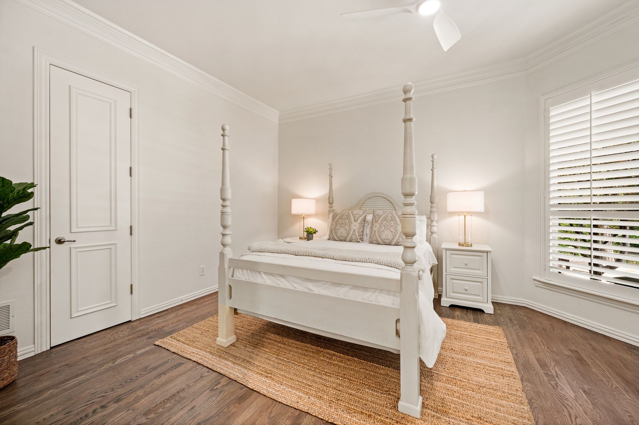 813 Independence Parkway