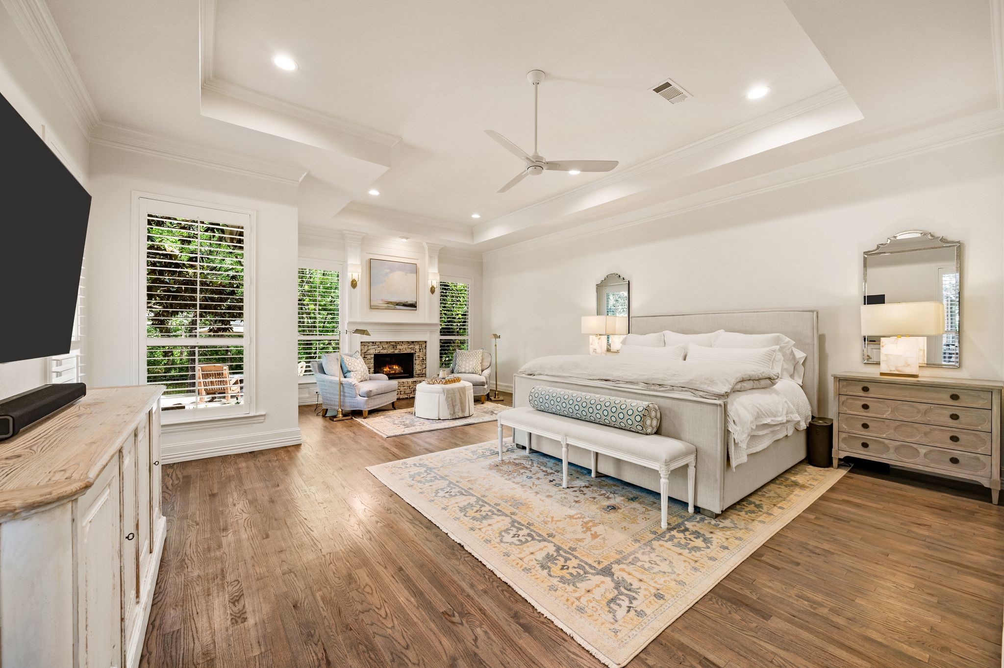 813 Independence Parkway