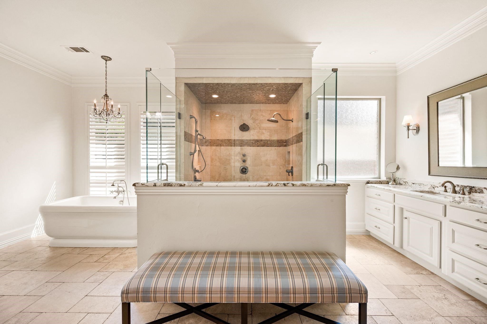 813 Independence Parkway