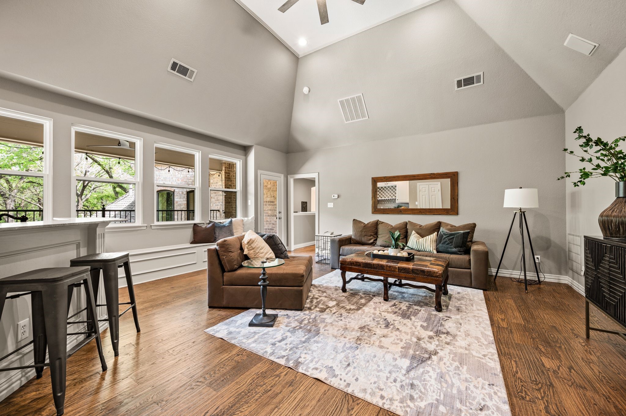 800 Huntington Court