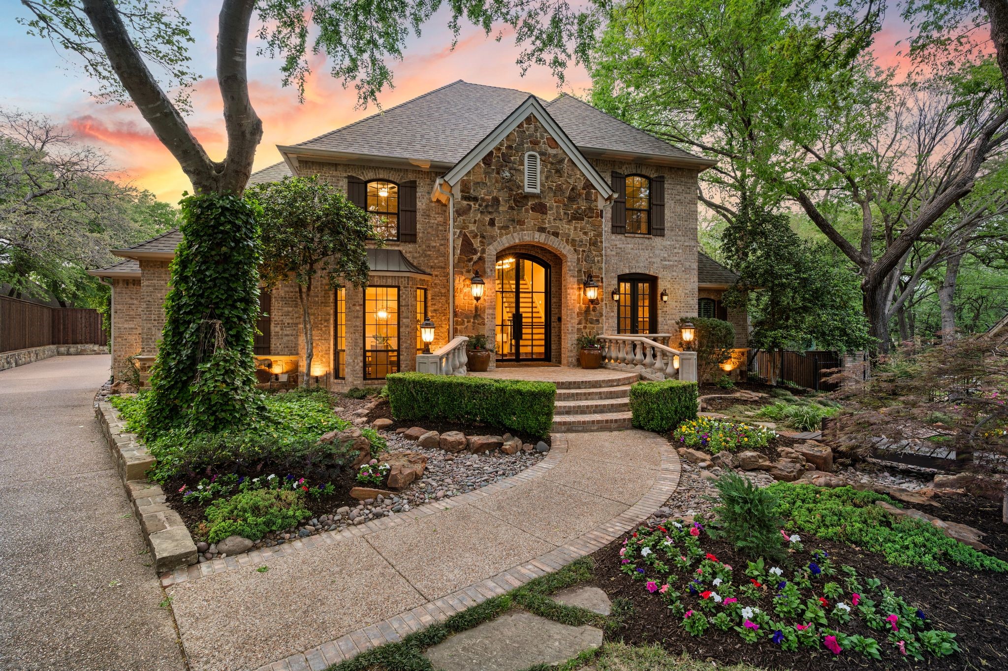 800 Huntington Court
