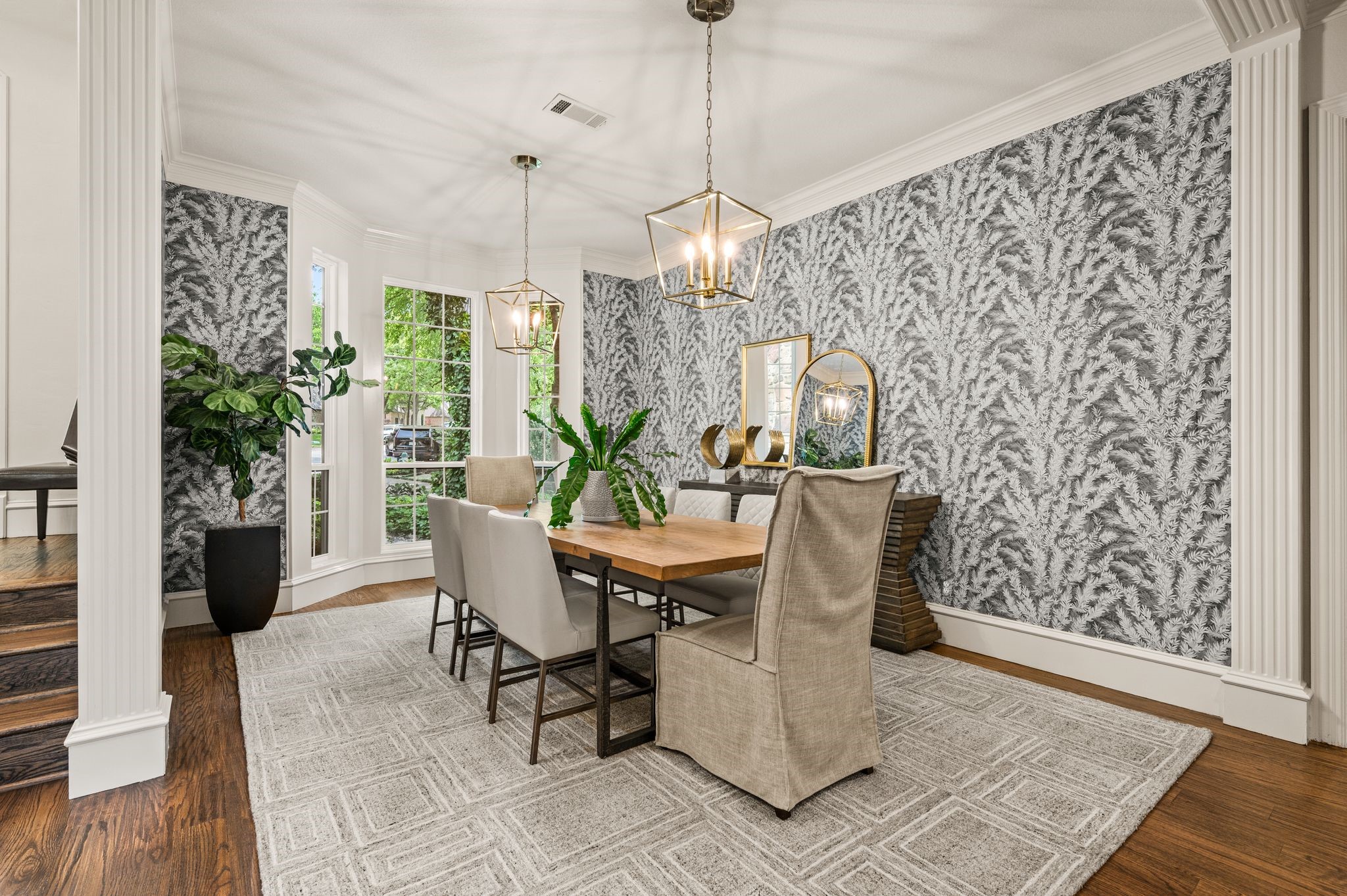 800 Huntington Court