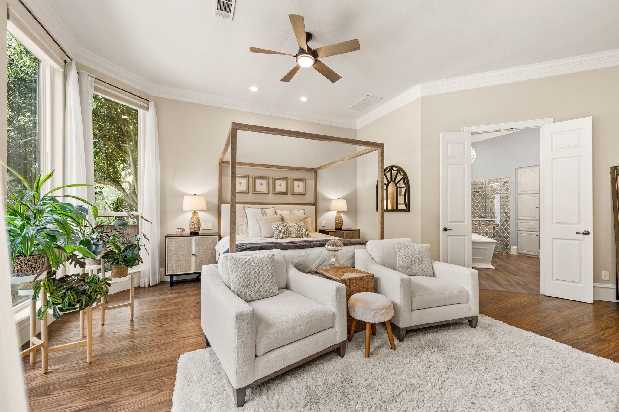 800 Huntington Court