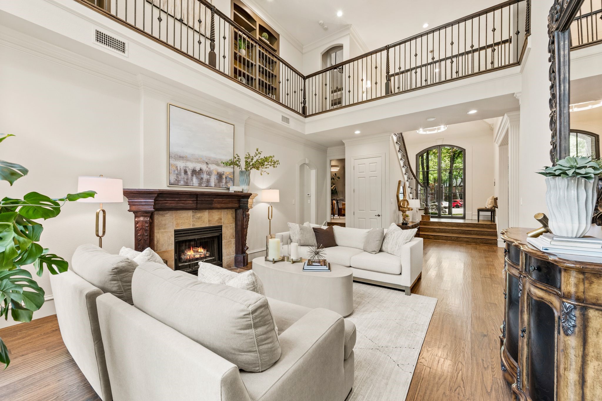 800 Huntington Court