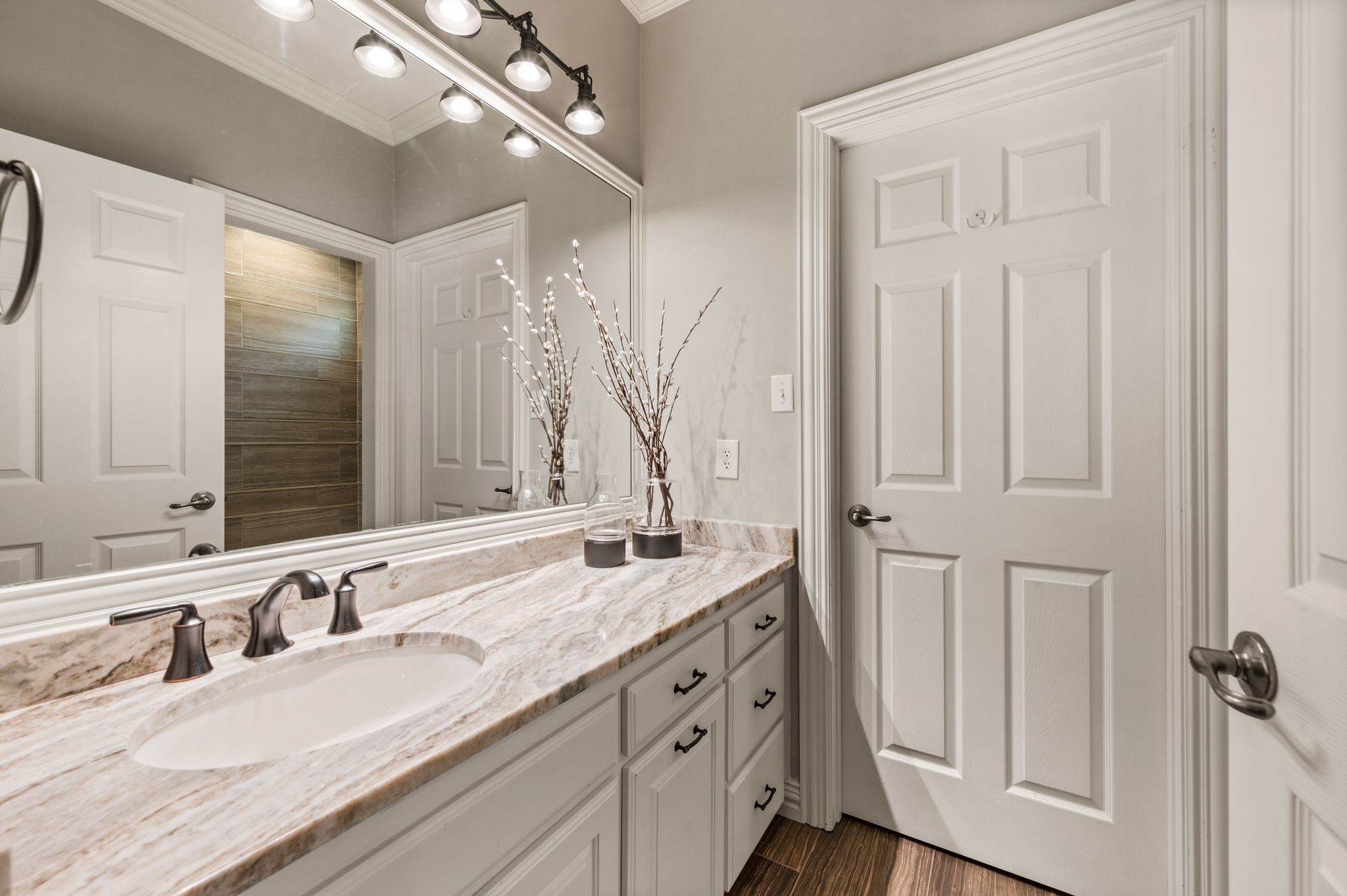 800 Huntington Court