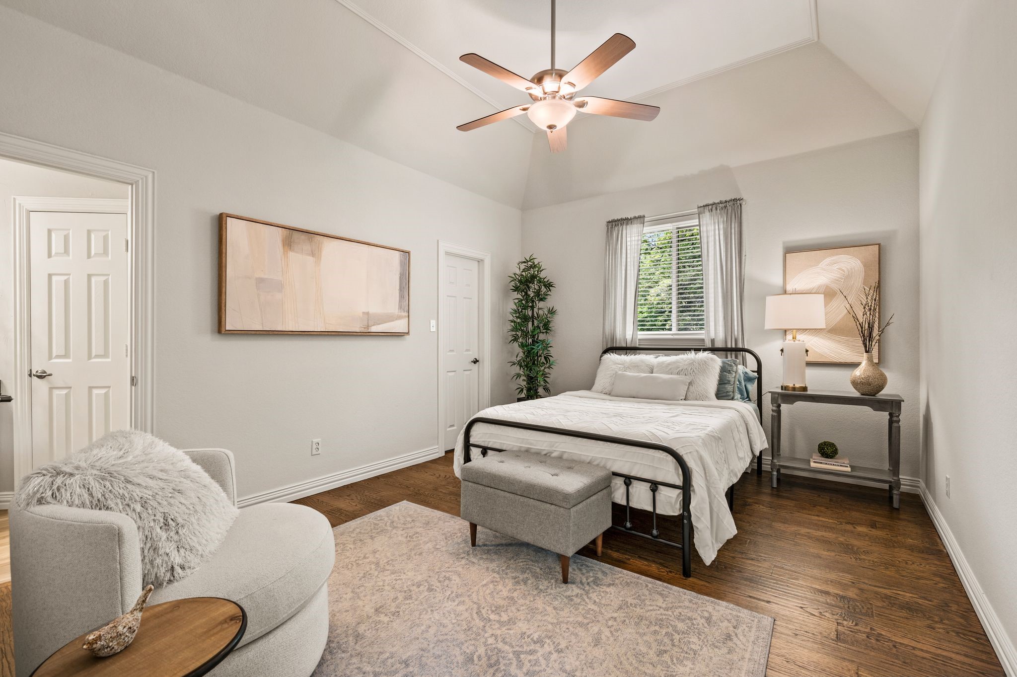 800 Huntington Court