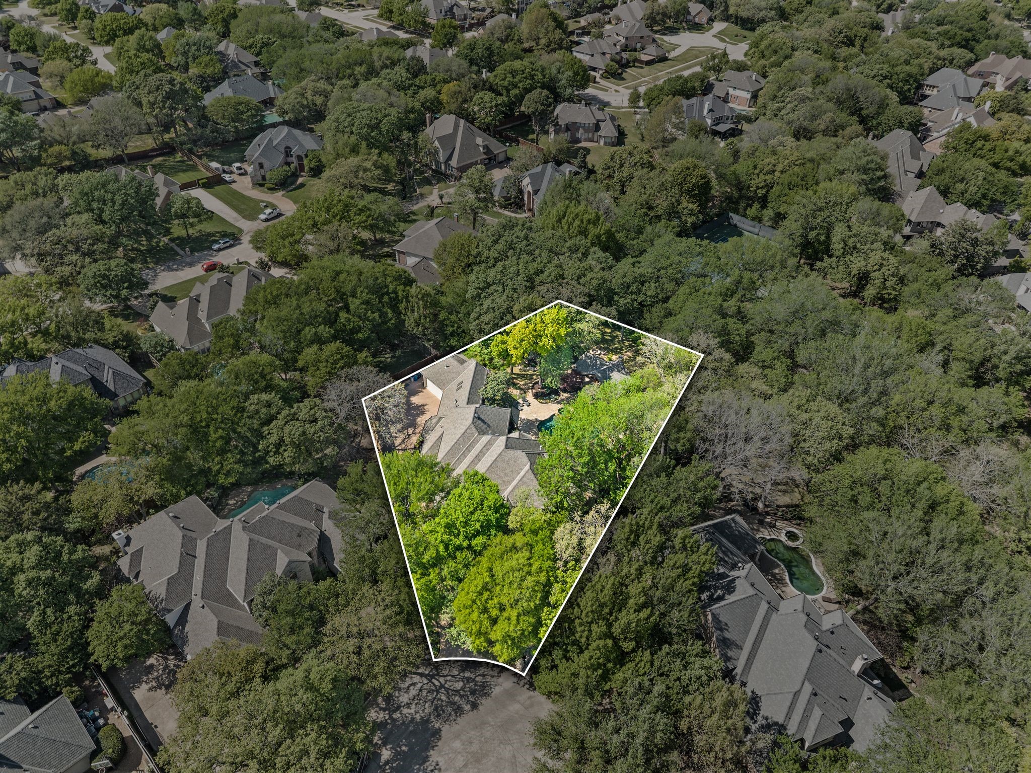 800 Huntington Court