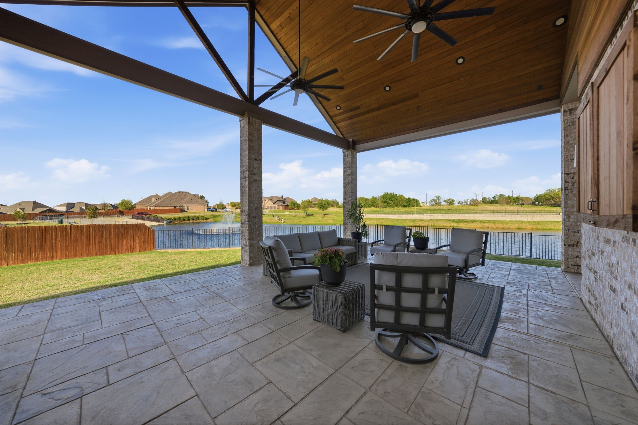 14304 Home Trail
