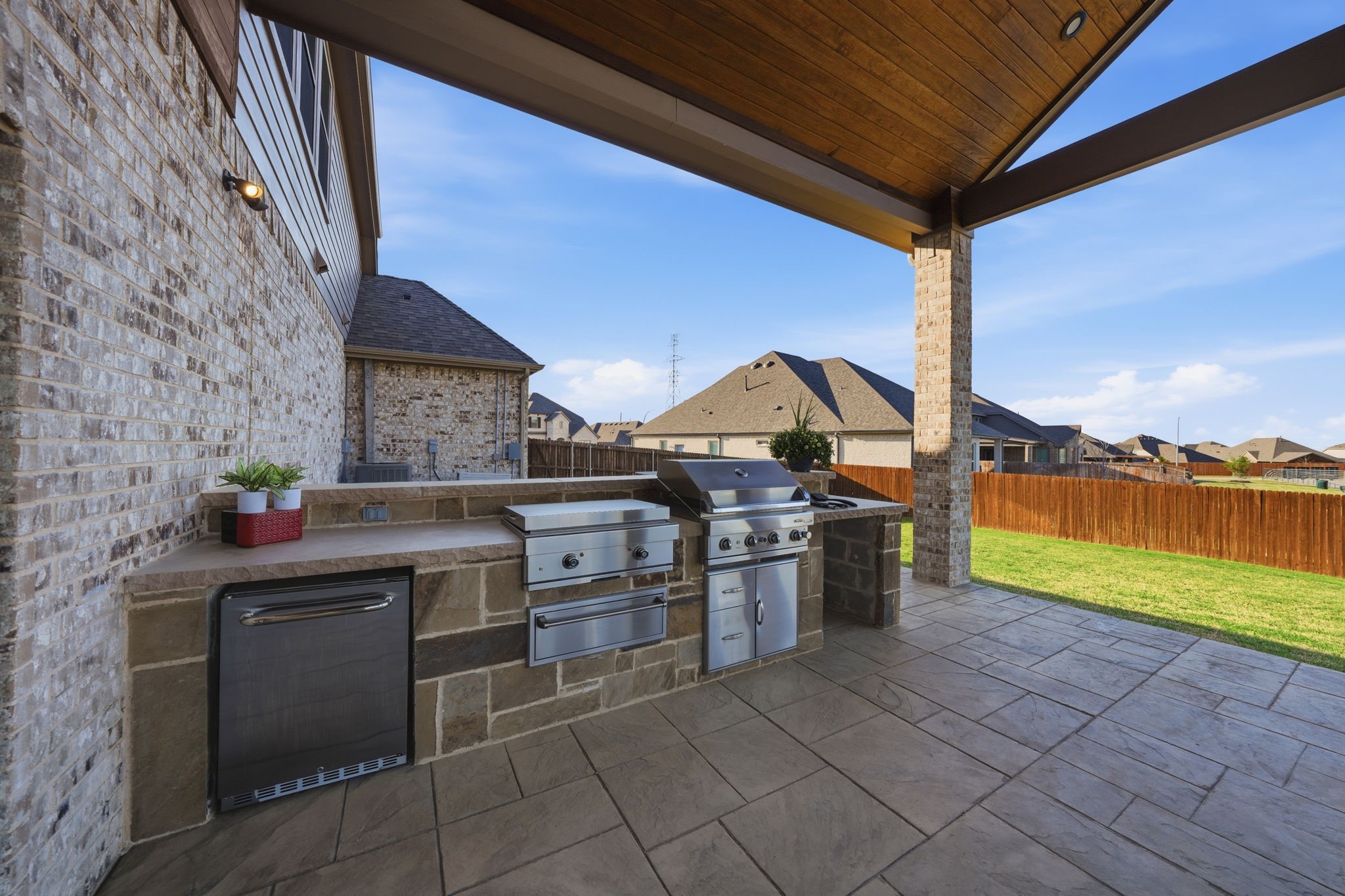 14304 Home Trail