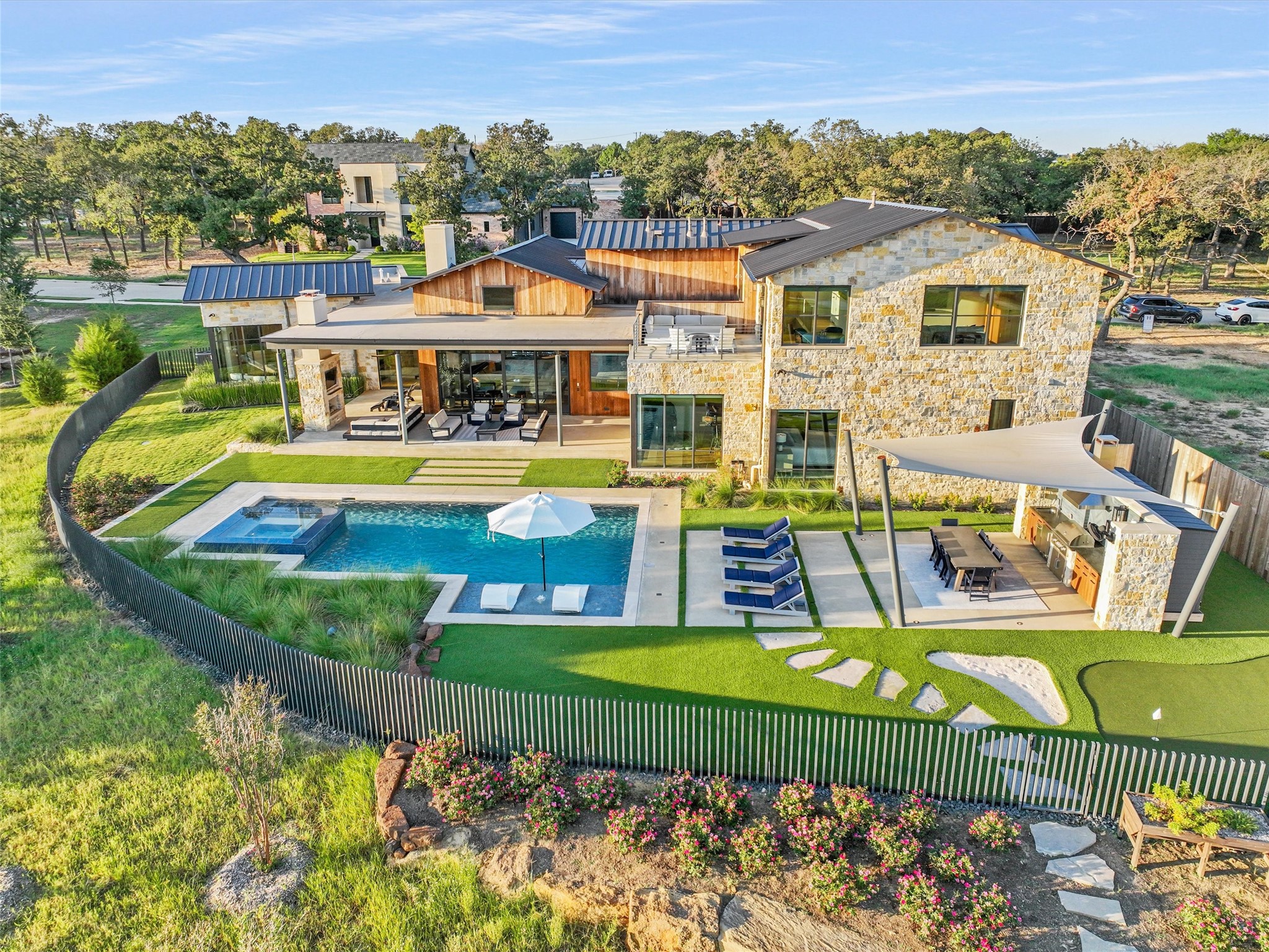 2501 Park Grove Loop