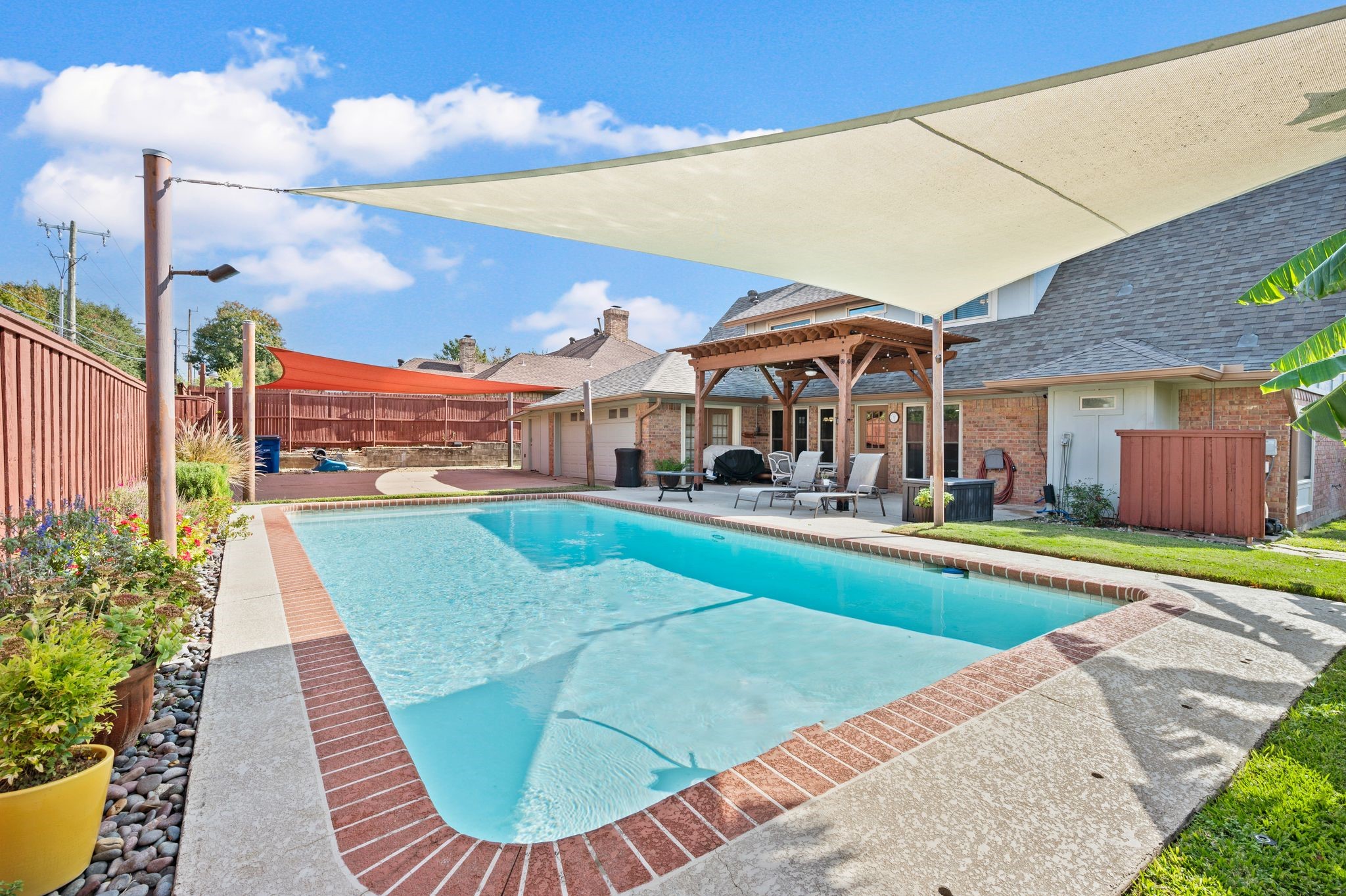 2621 Sedgeway Lane