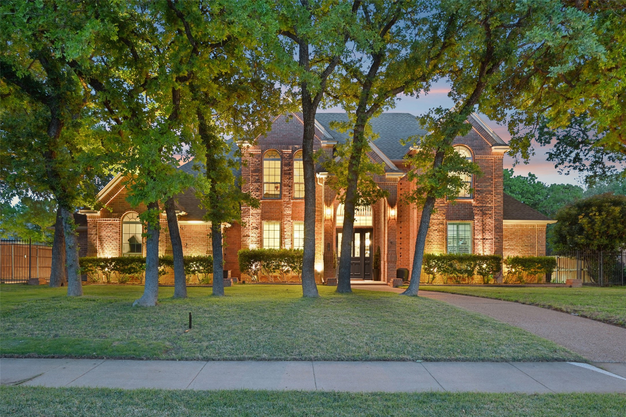 1145 Stratford Place