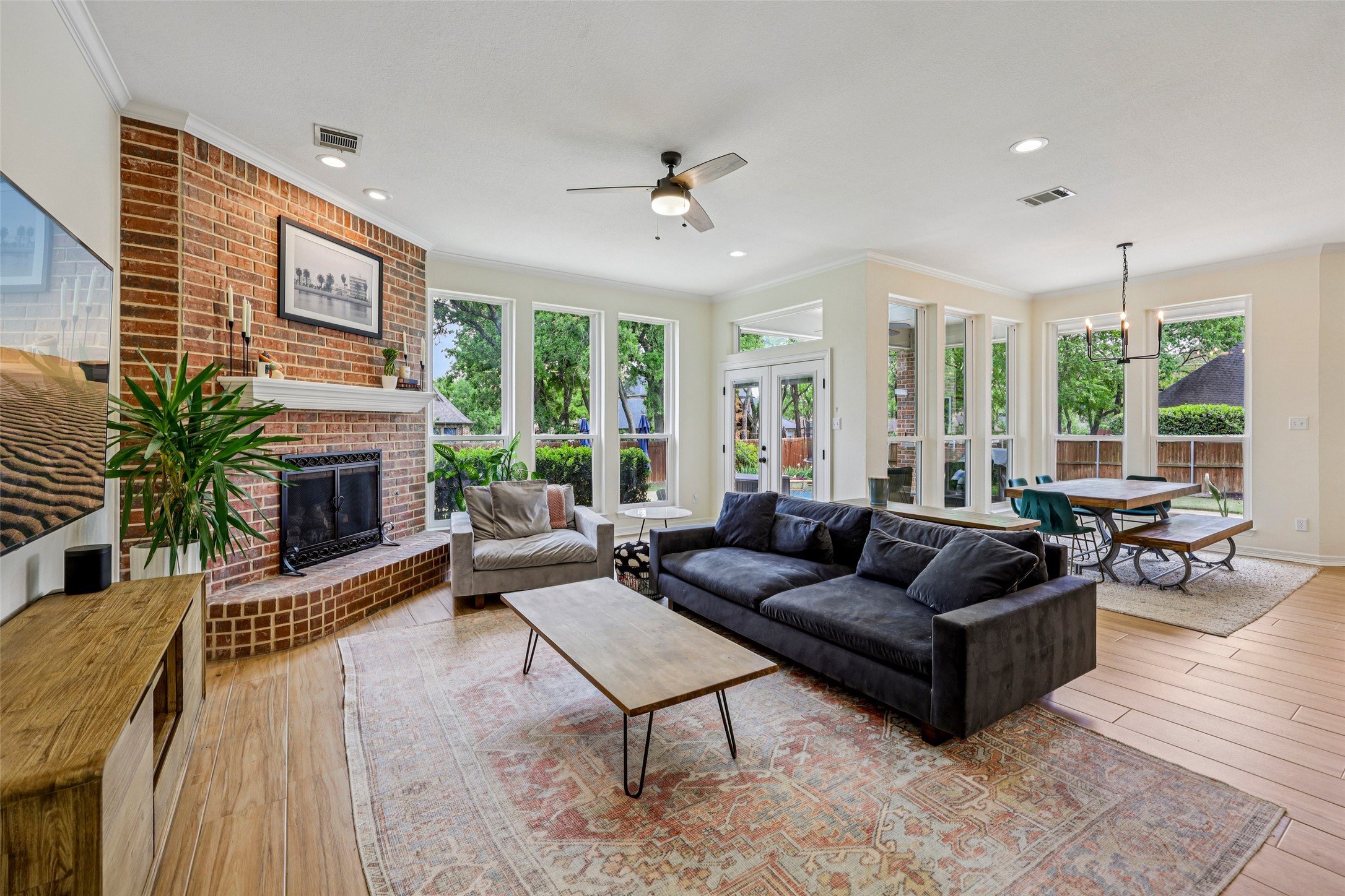1145 Stratford Place