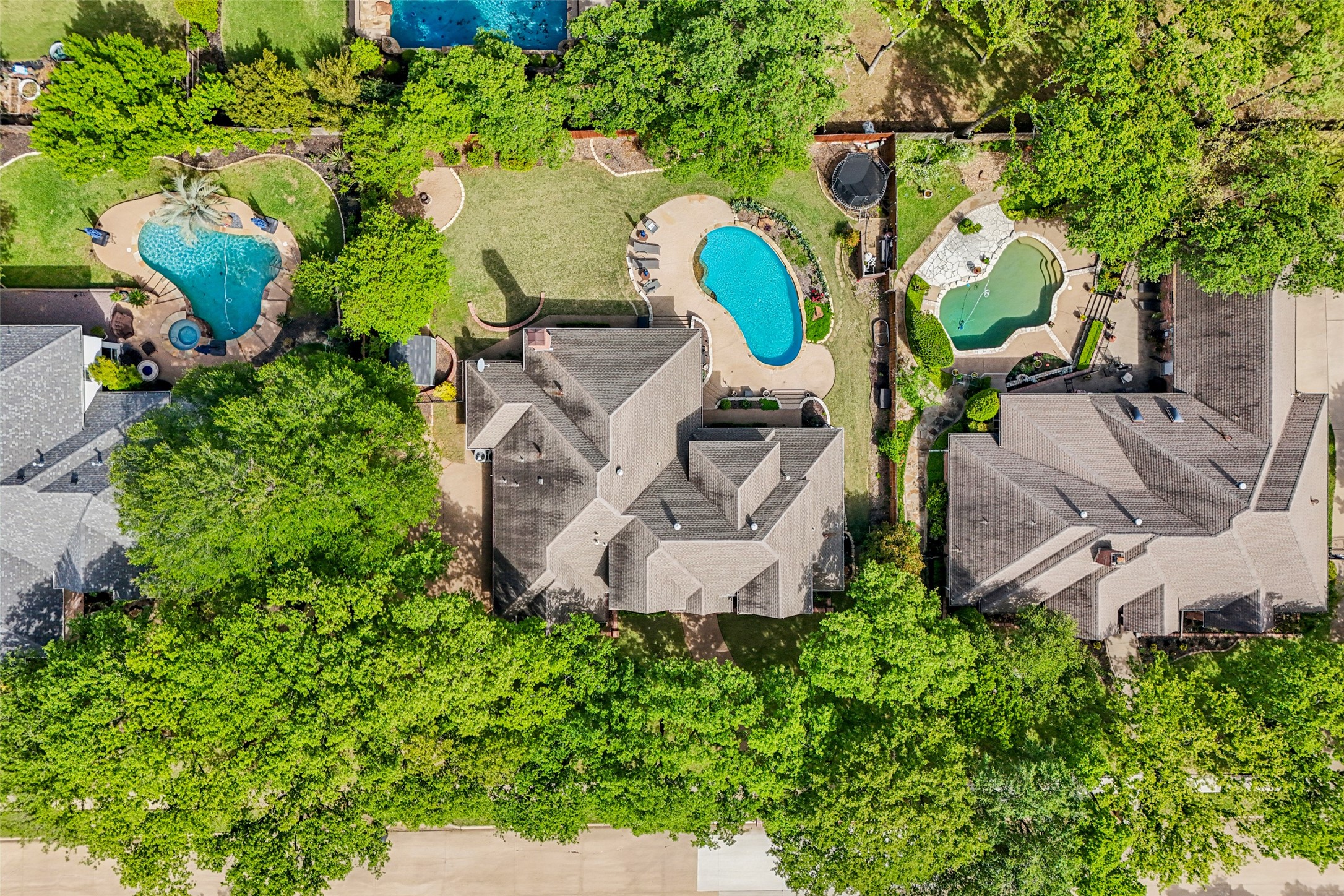 1145 Stratford Place