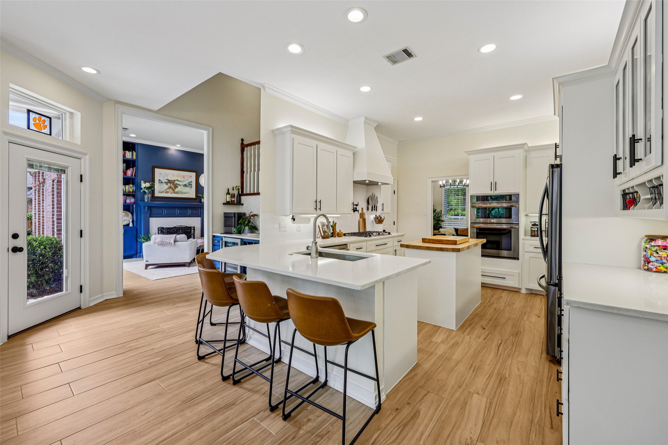 1145 Stratford Place